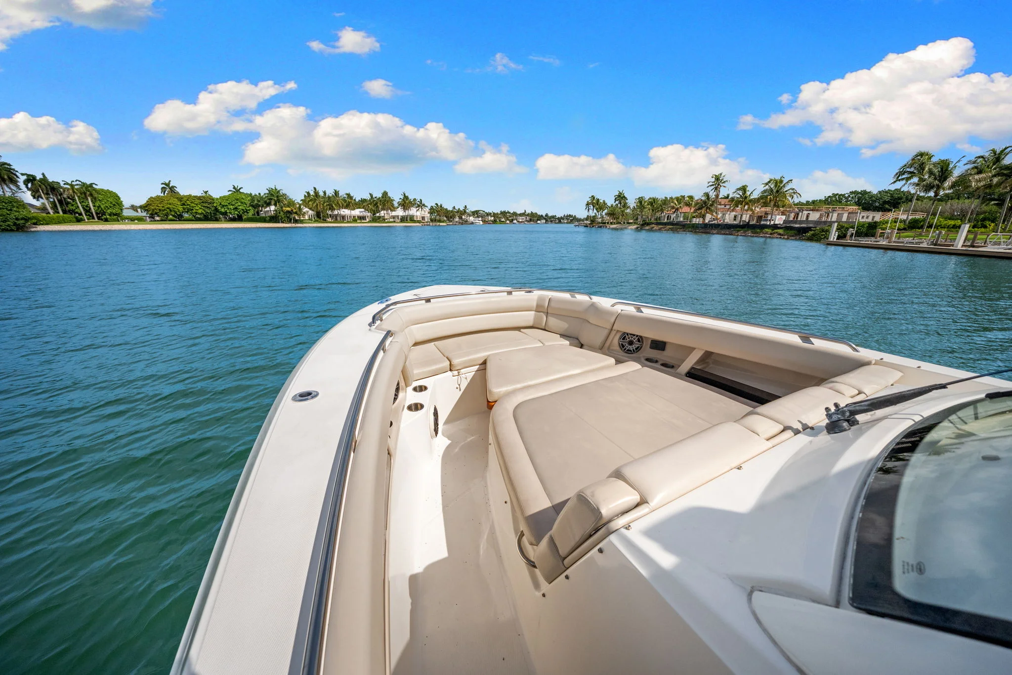 2020 Boston Whaler 350 REALM Image Thumbnail #45