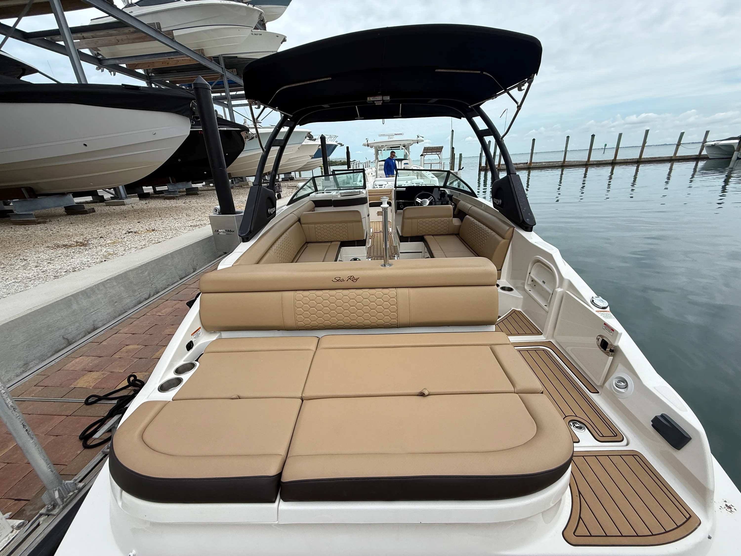 2022 Sea Ray SDX 270 Outboard Image Thumbnail #30