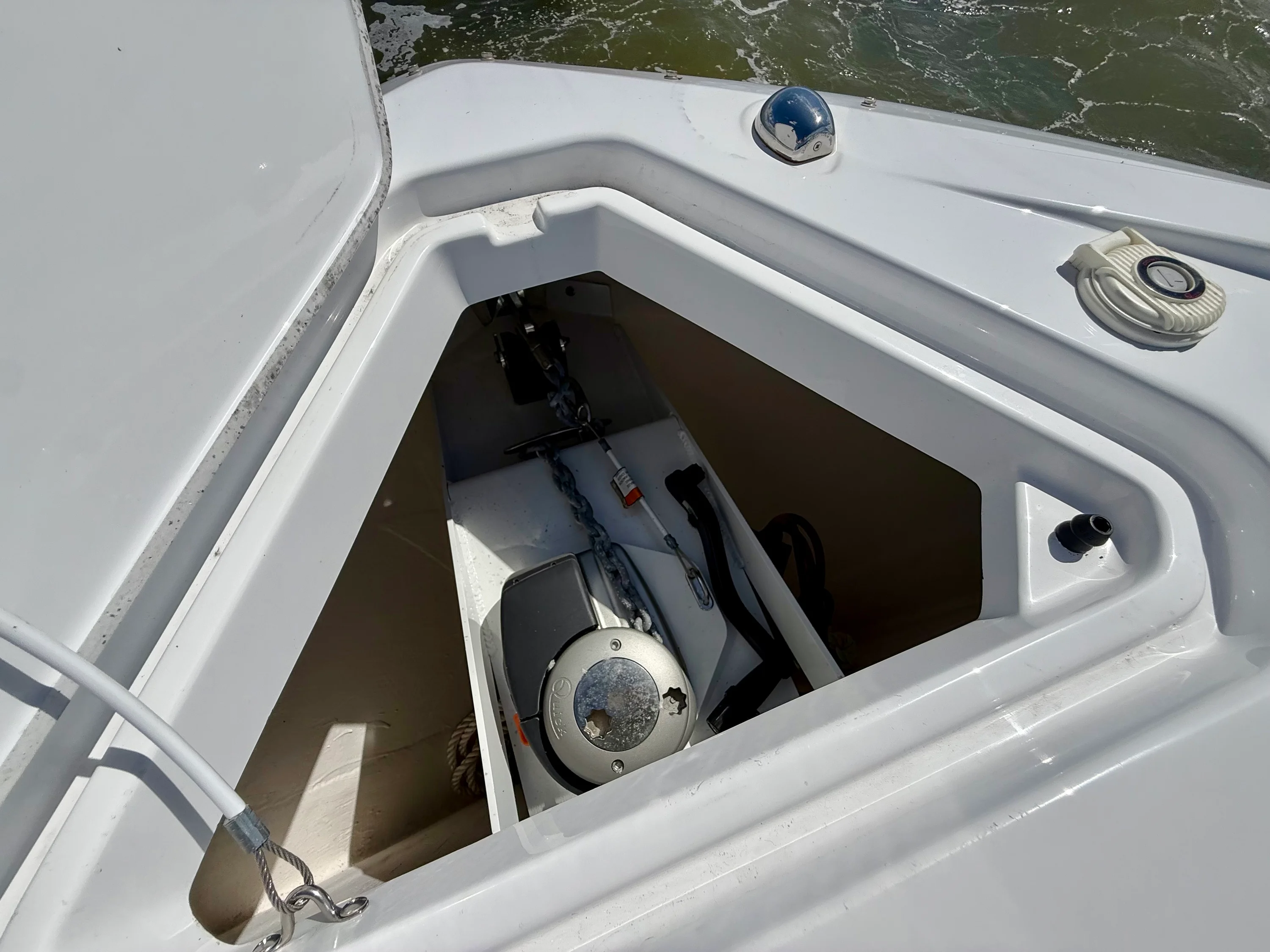 2024 Cruisers Yachts 42 GLS OB Image Thumbnail #57