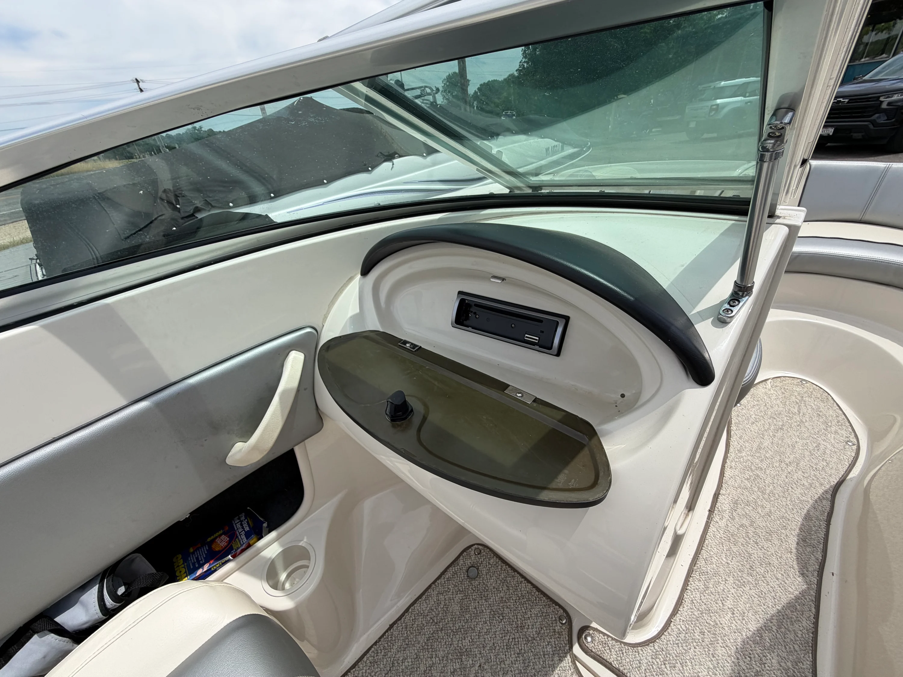 2010 Sea Ray 185 SP/SS Image Thumbnail #28
