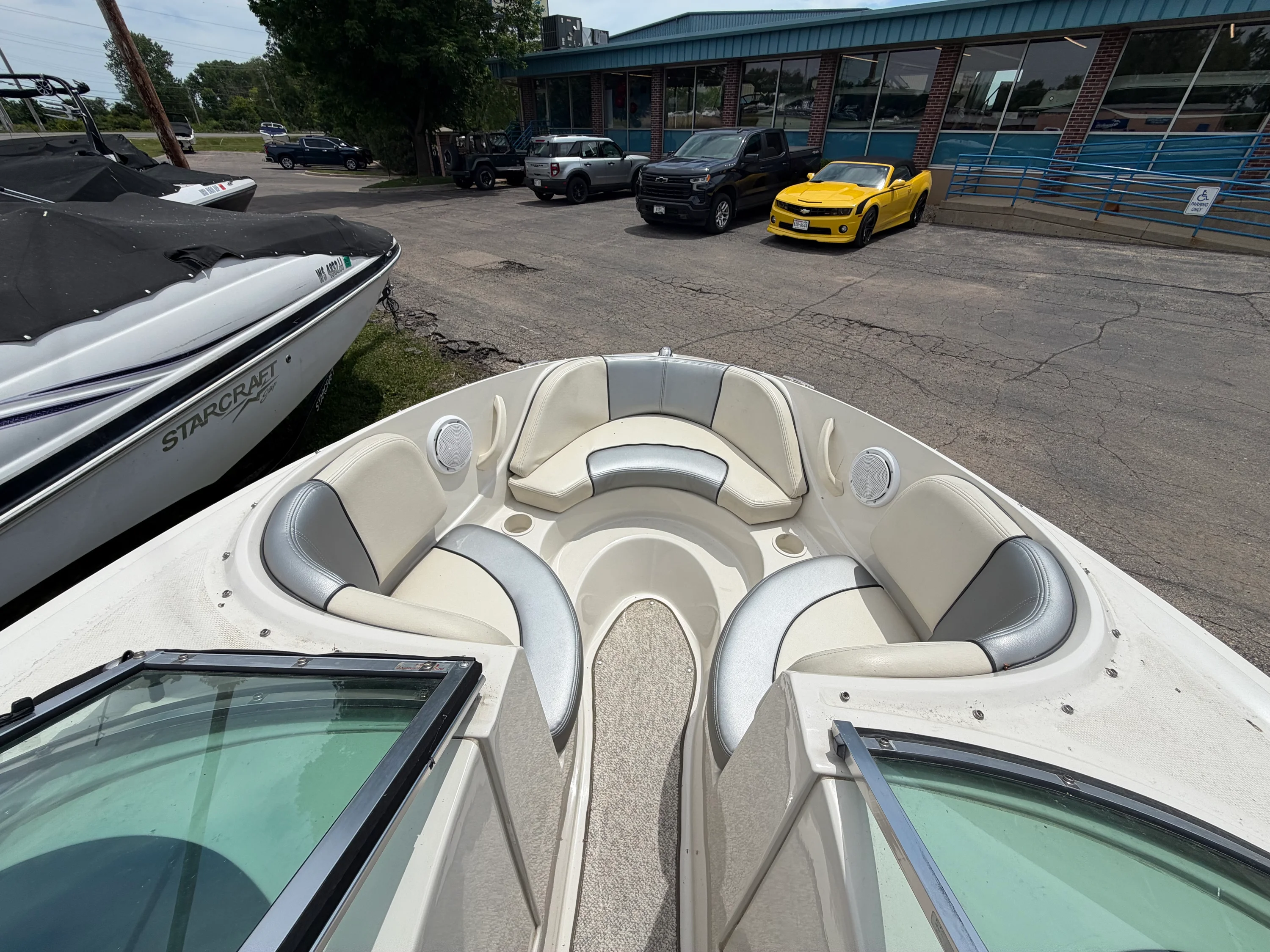 2010 Sea Ray 185 SP/SS Image Thumbnail #30