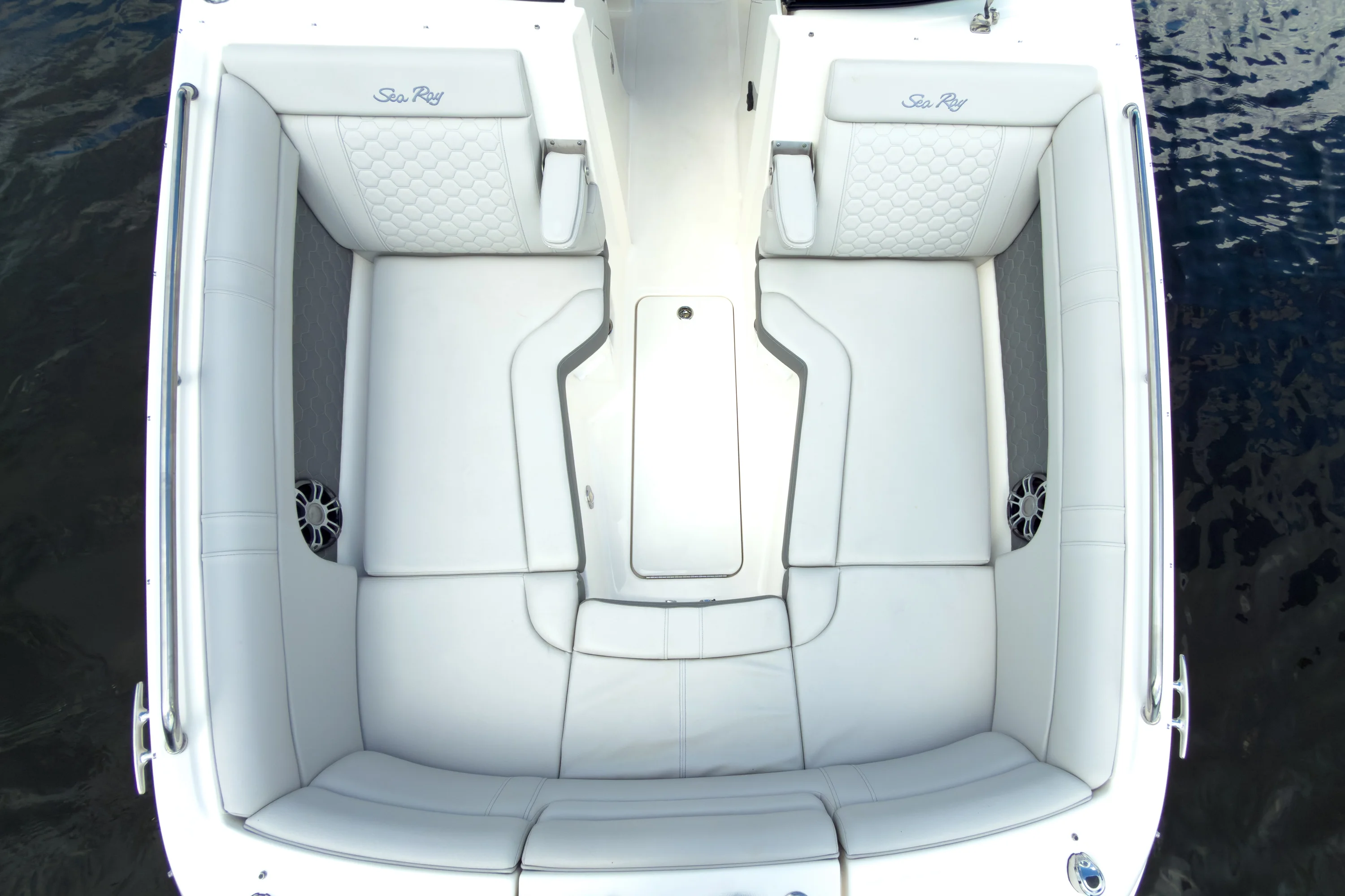 2024 Sea Ray SDX 270 Outboard Image Thumbnail #21