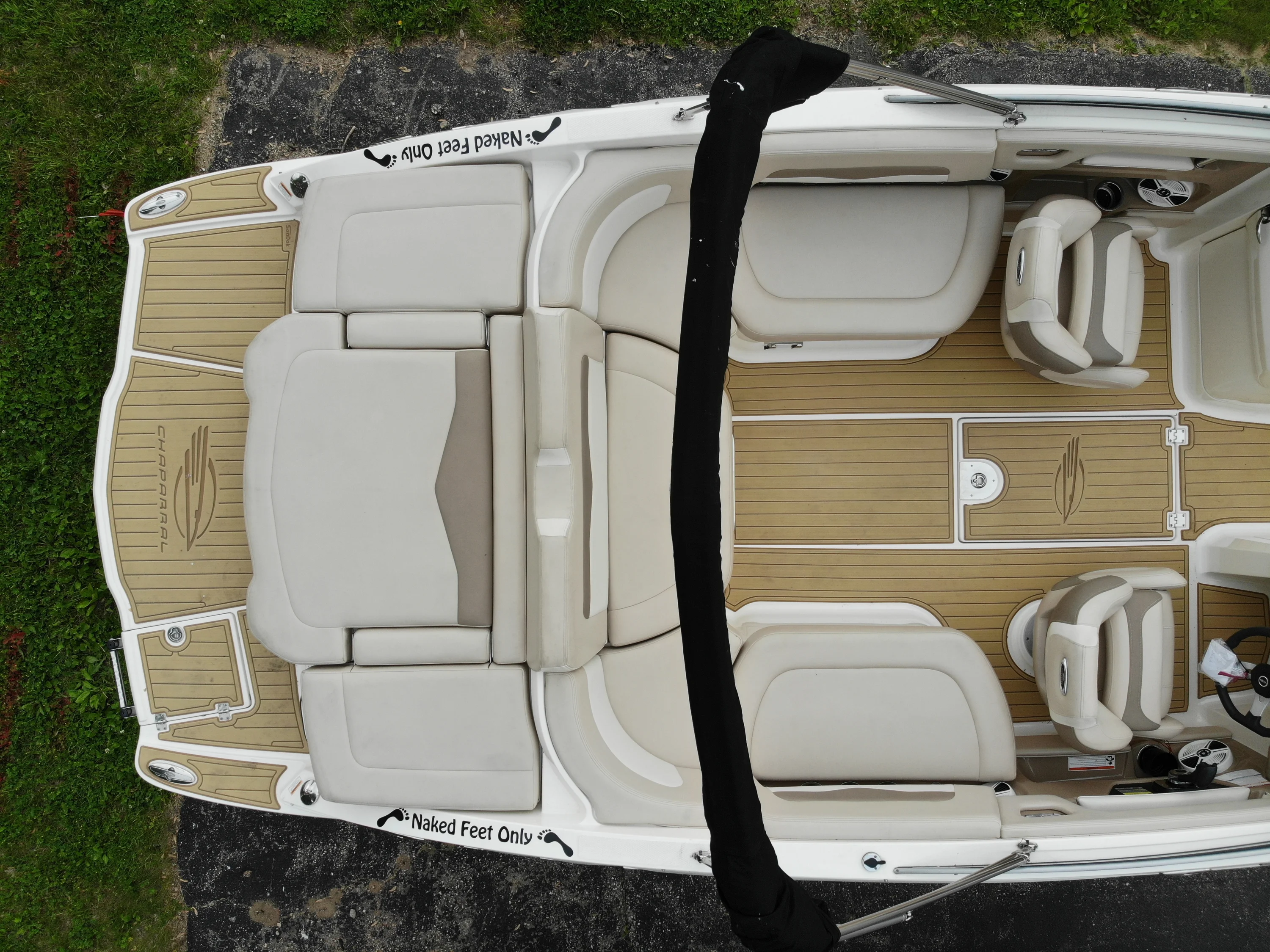 2011 Chaparral 246SSI Image Thumbnail #1