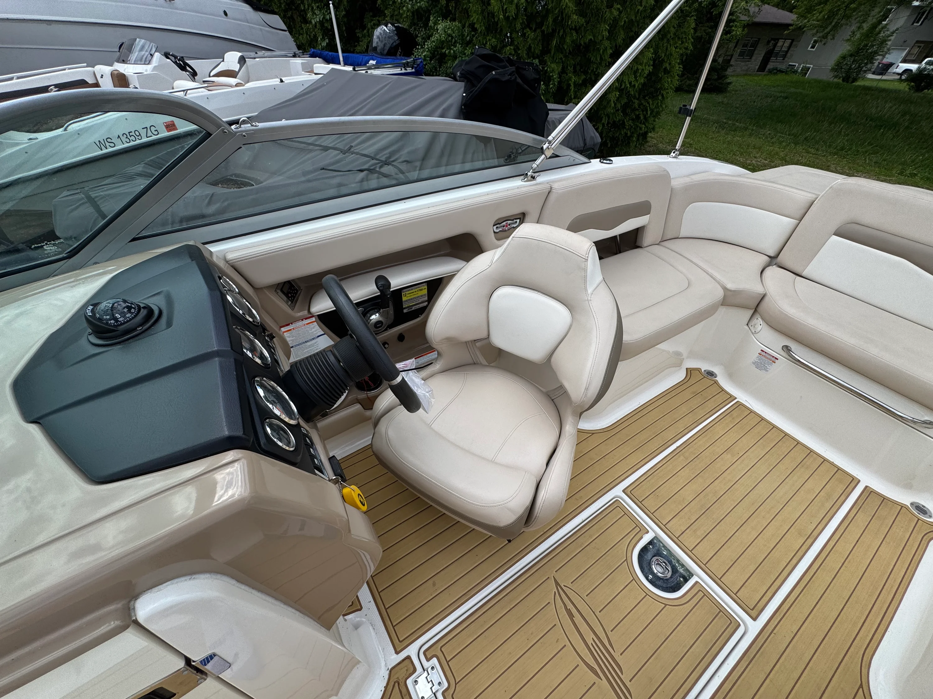 2011 Chaparral 246SSI Image Thumbnail #14