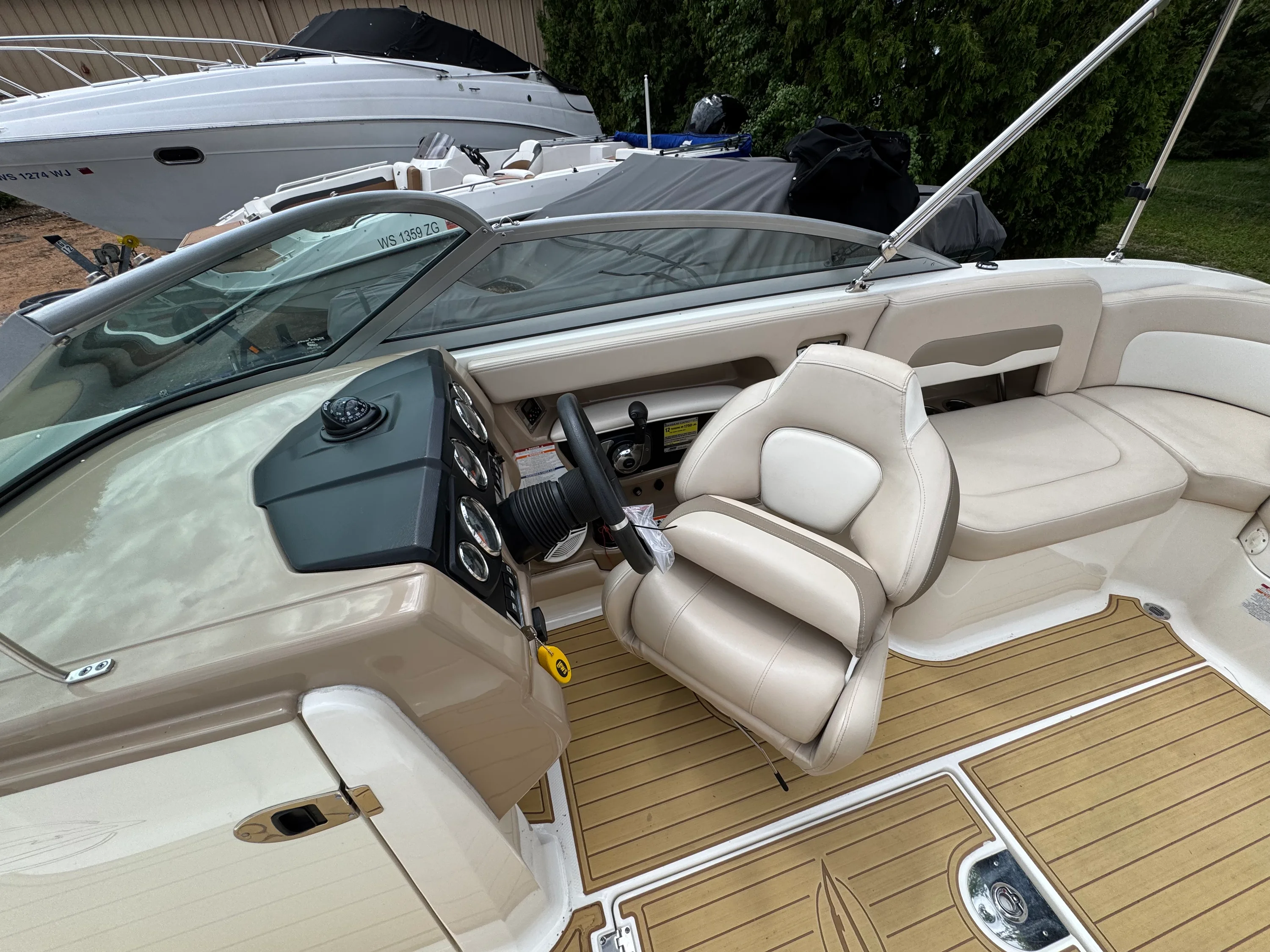 2011 Chaparral 246SSI Image Thumbnail #15