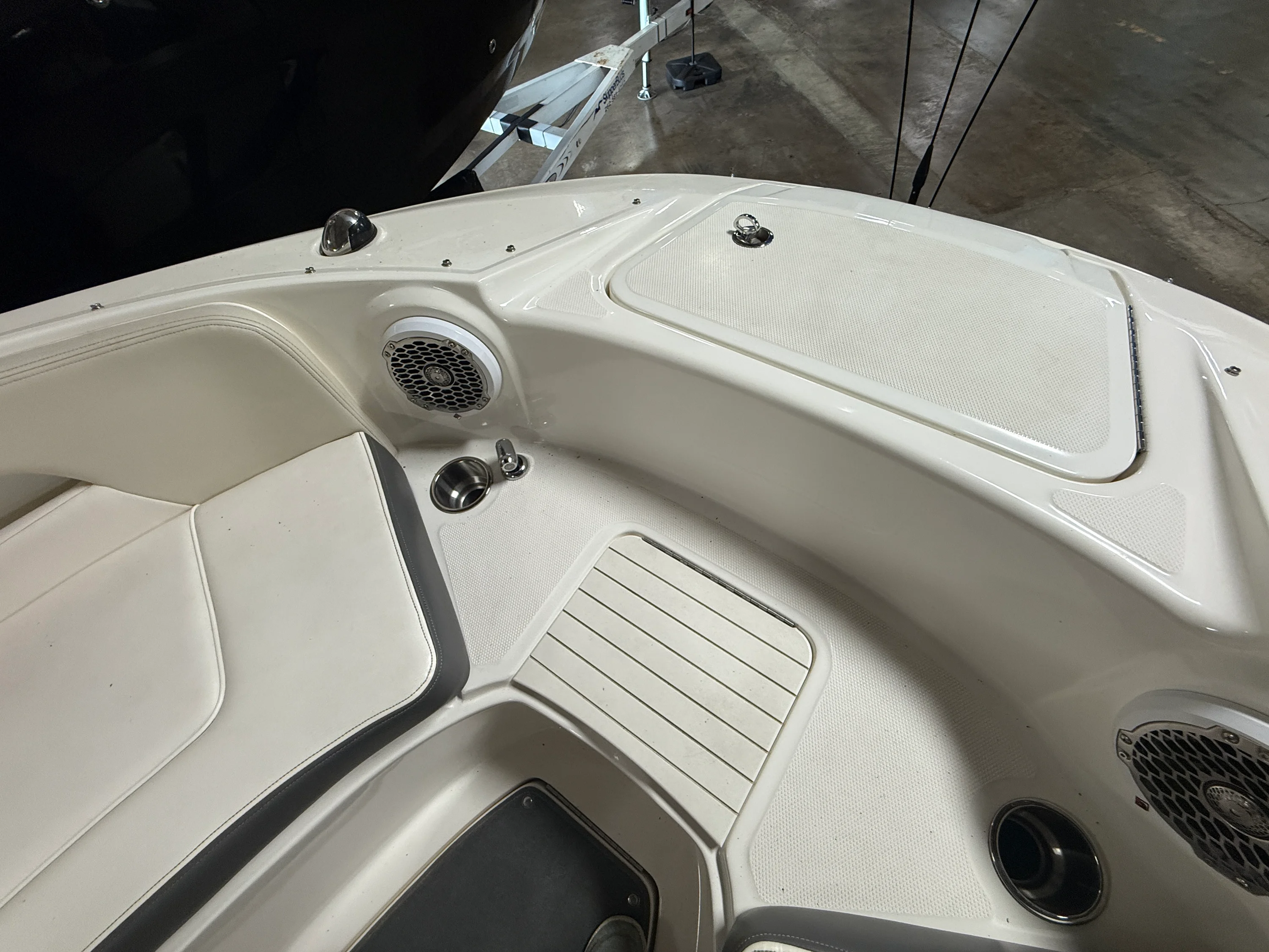 2012 Sea Ray 220 SD Image Thumbnail #65
