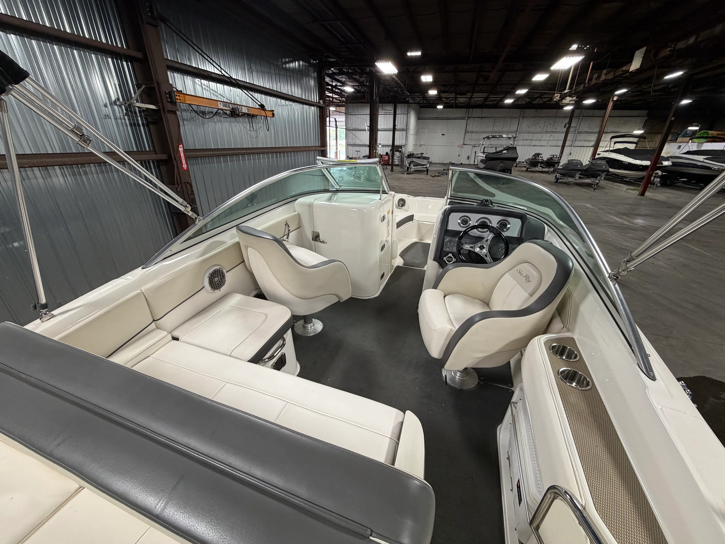 2012 Sea Ray 220 SD Image Thumbnail #11