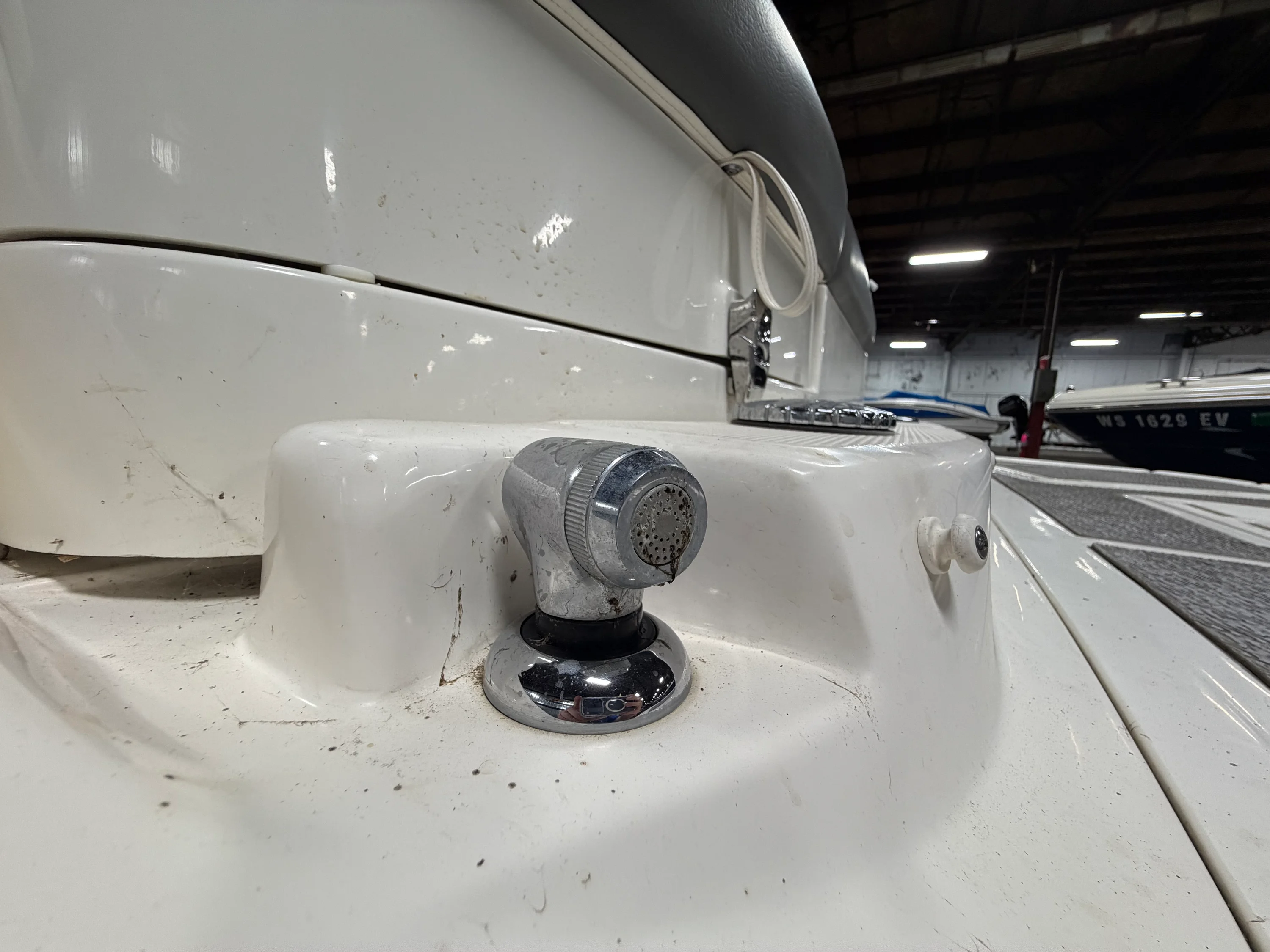 2012 Sea Ray 220 SD Image Thumbnail #10