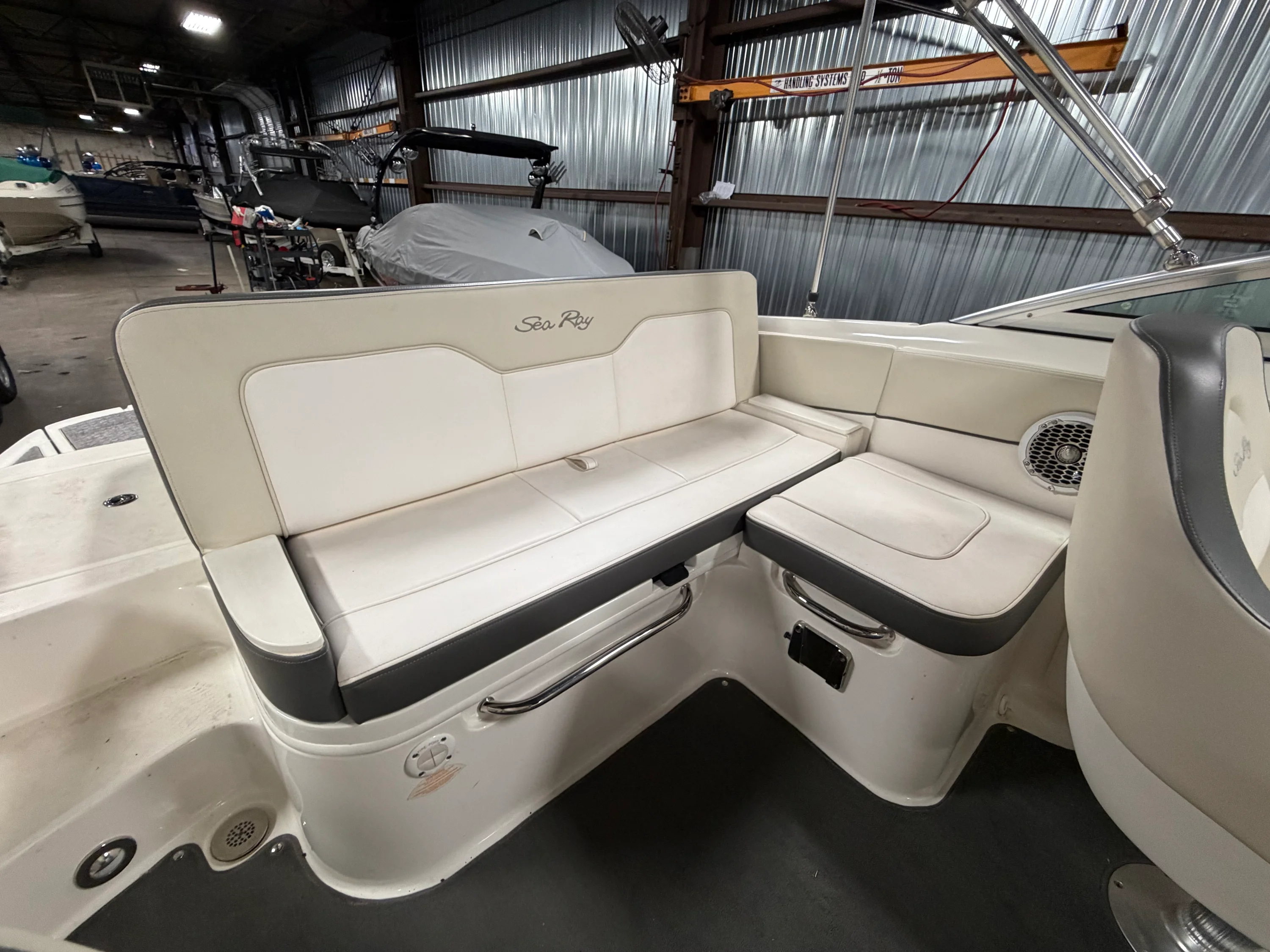2012 Sea Ray 220 SD Image Thumbnail #42