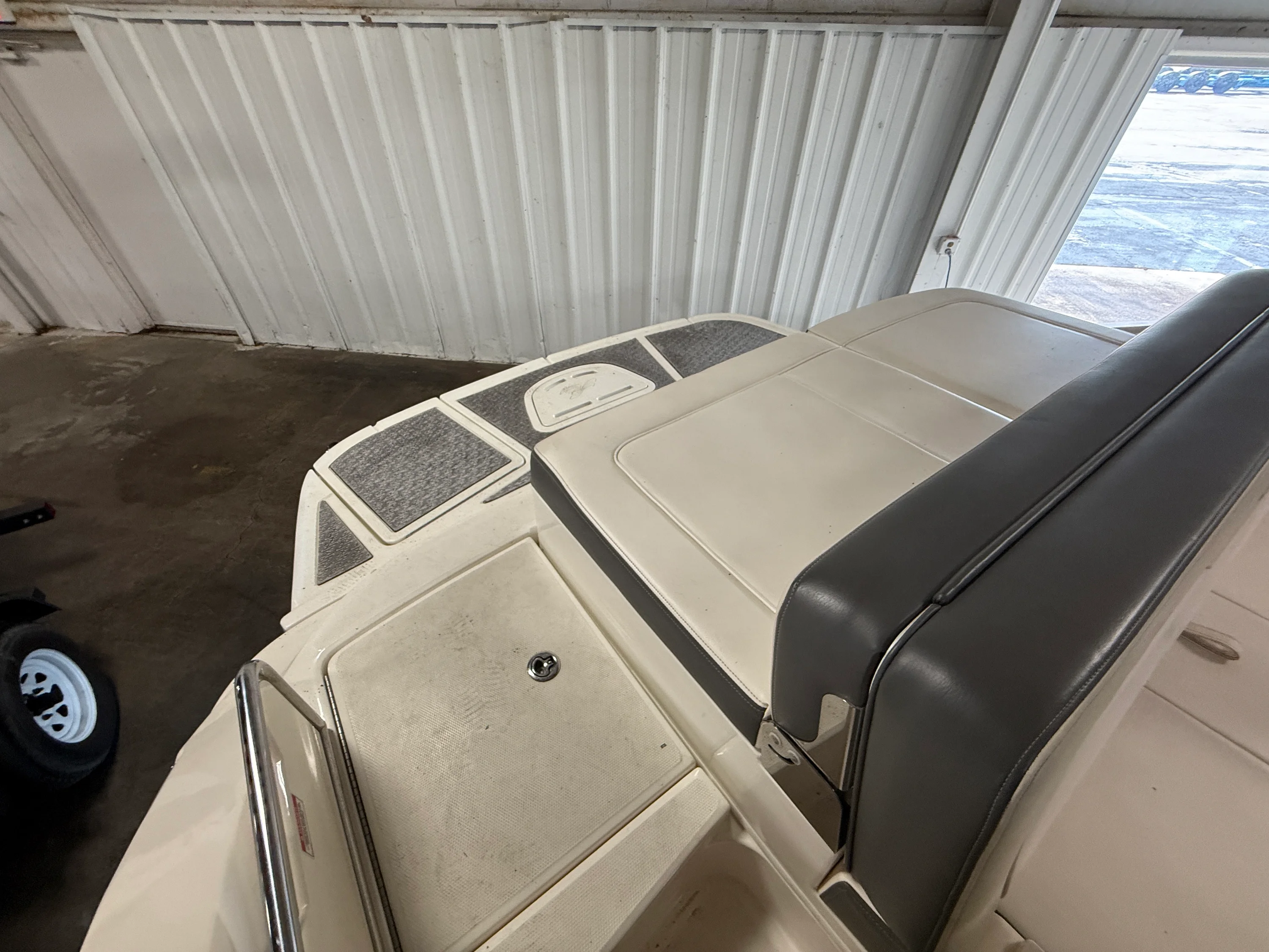 2012 Sea Ray 220 SD Image Thumbnail #73