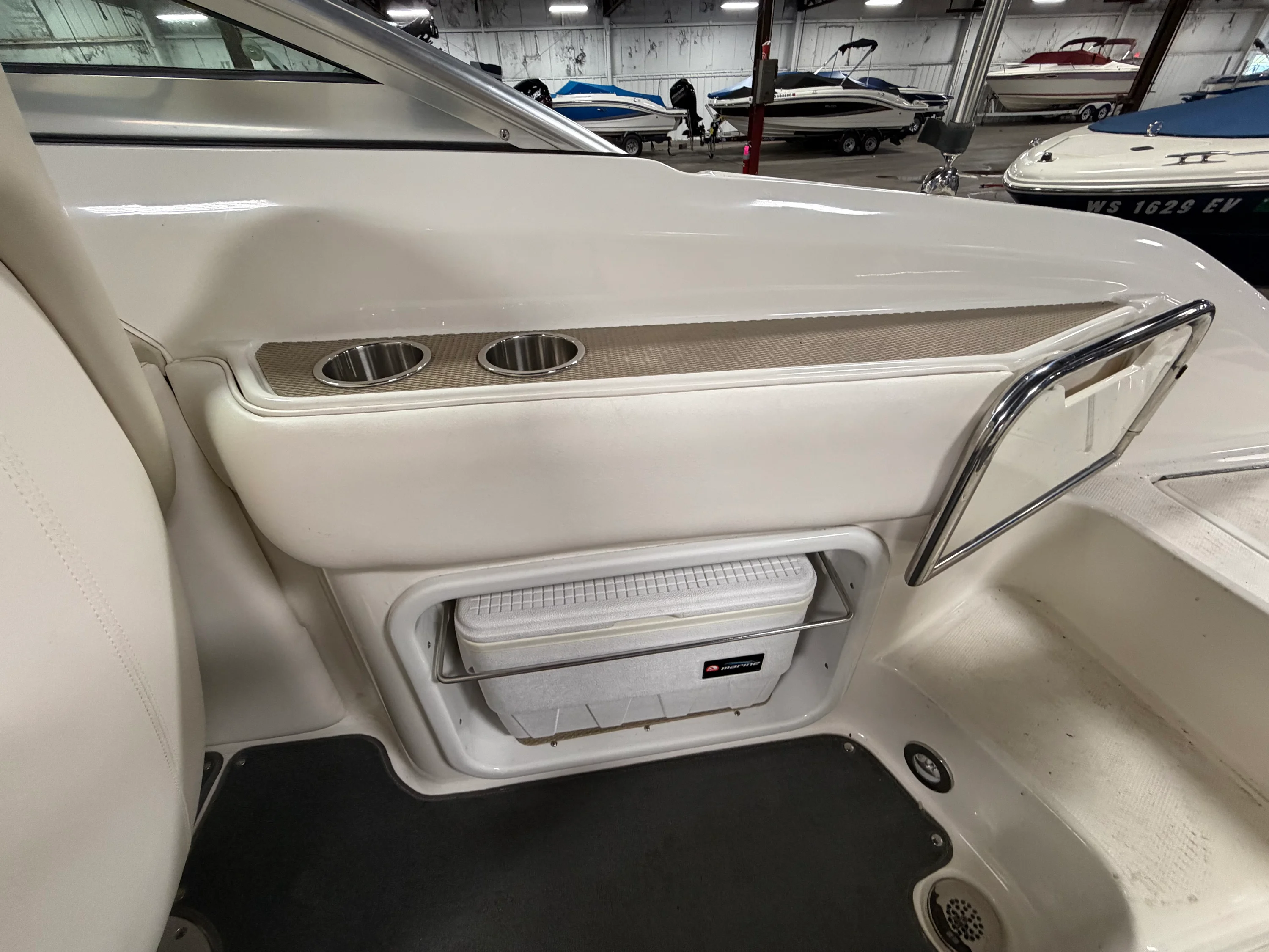 2012 Sea Ray 220 SD Image Thumbnail #38