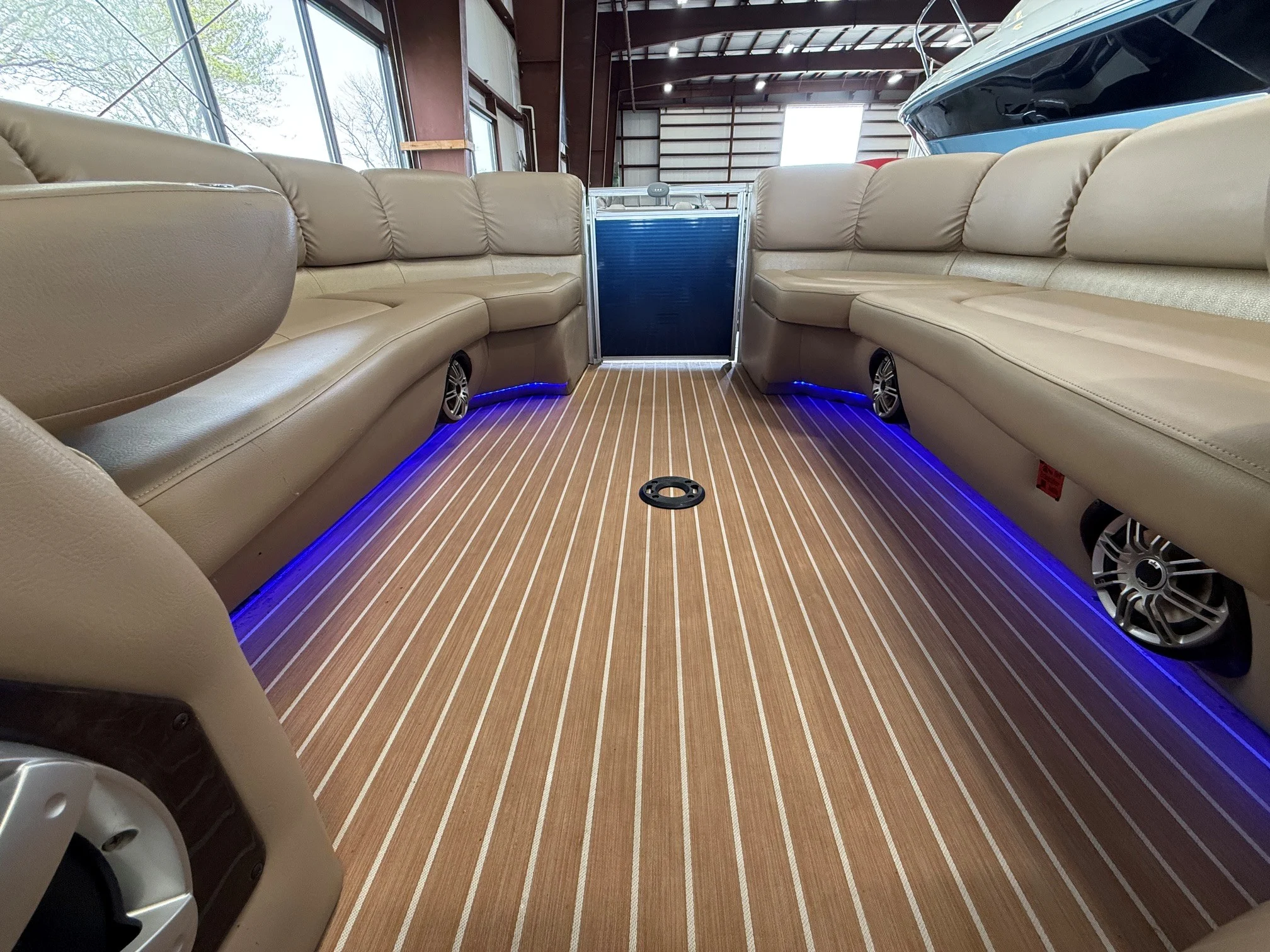2015 Harris 240 SOLSTICE Image Thumbnail #10
