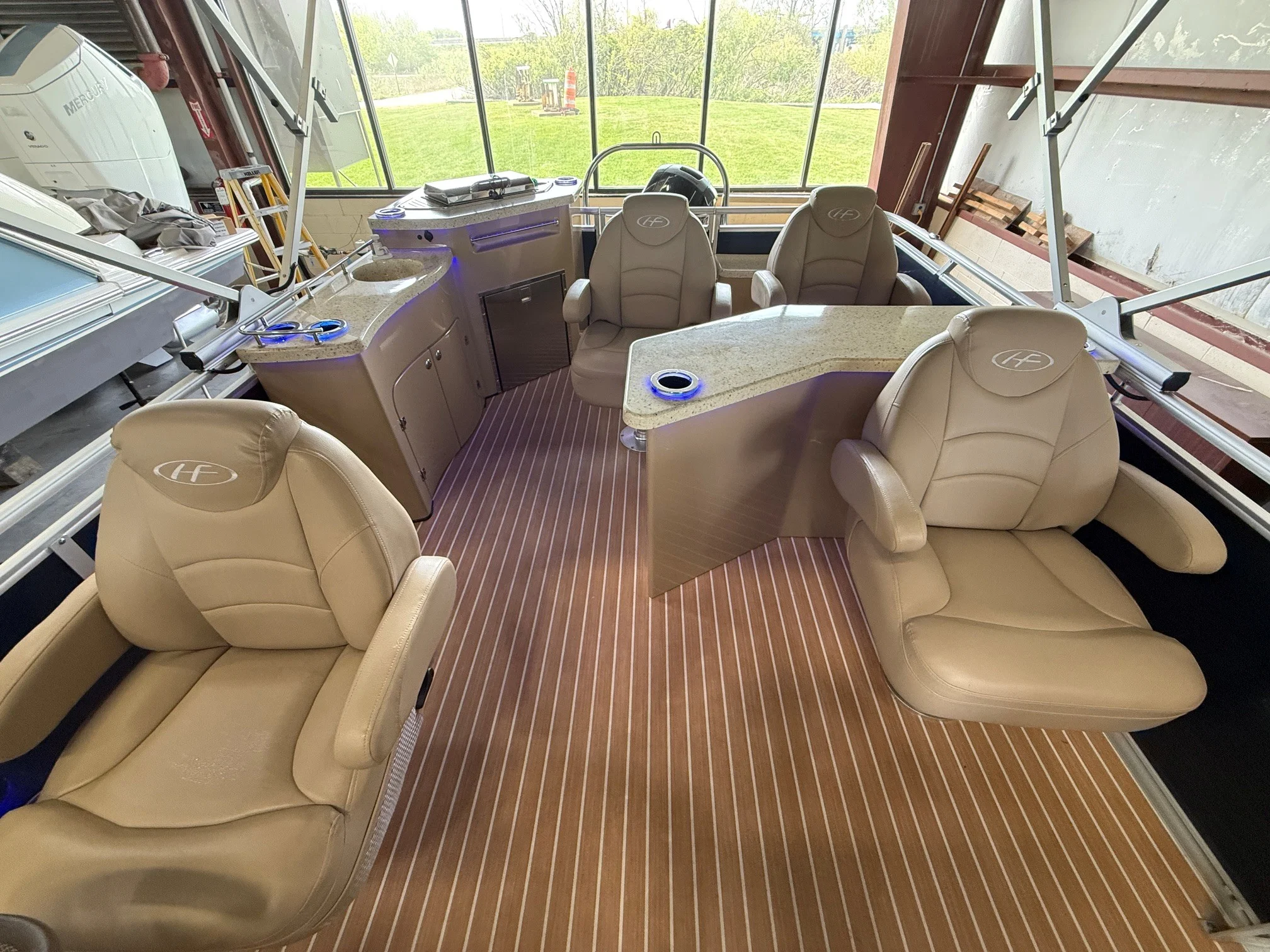 2015 Harris 240 SOLSTICE Image Thumbnail #8