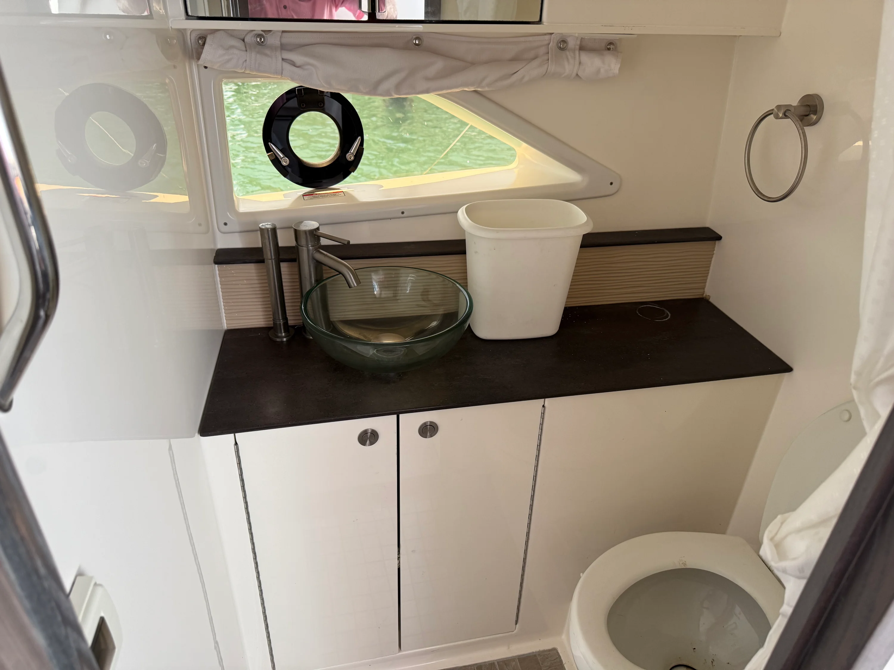 2020 Sea Ray 320 SUNDANCER Image Thumbnail #56