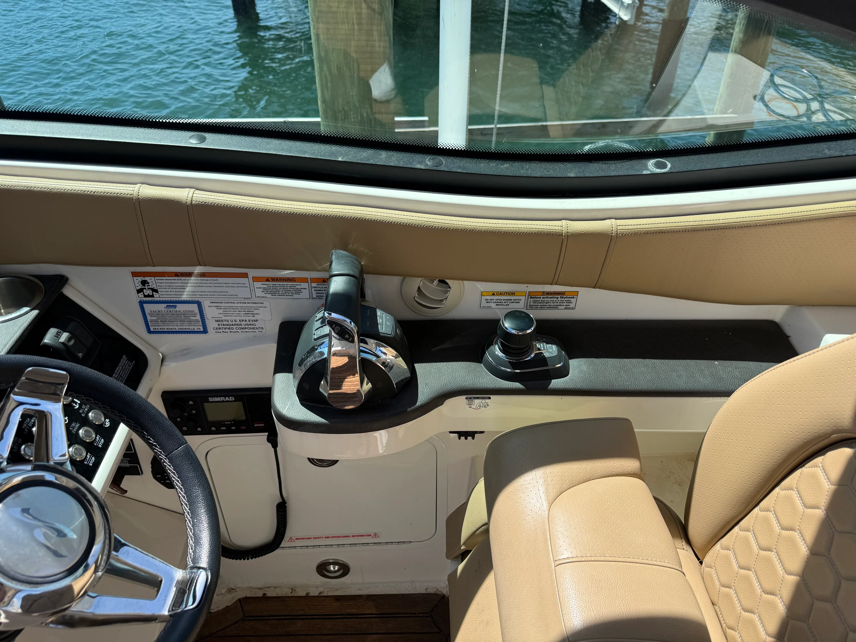 2020 Sea Ray 320 SUNDANCER Image Thumbnail #25