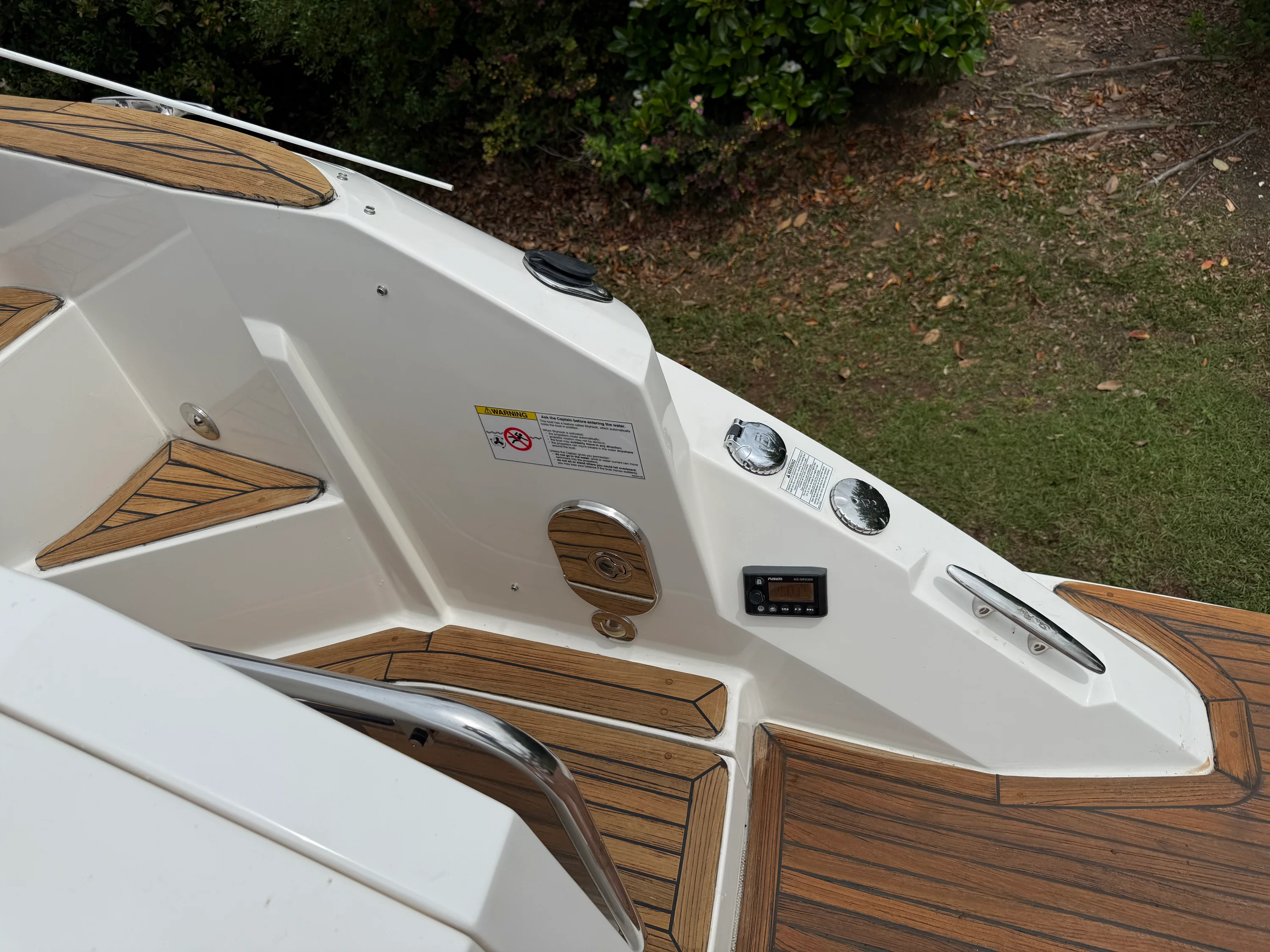 2020 Sea Ray 320 SUNDANCER Image Thumbnail #39