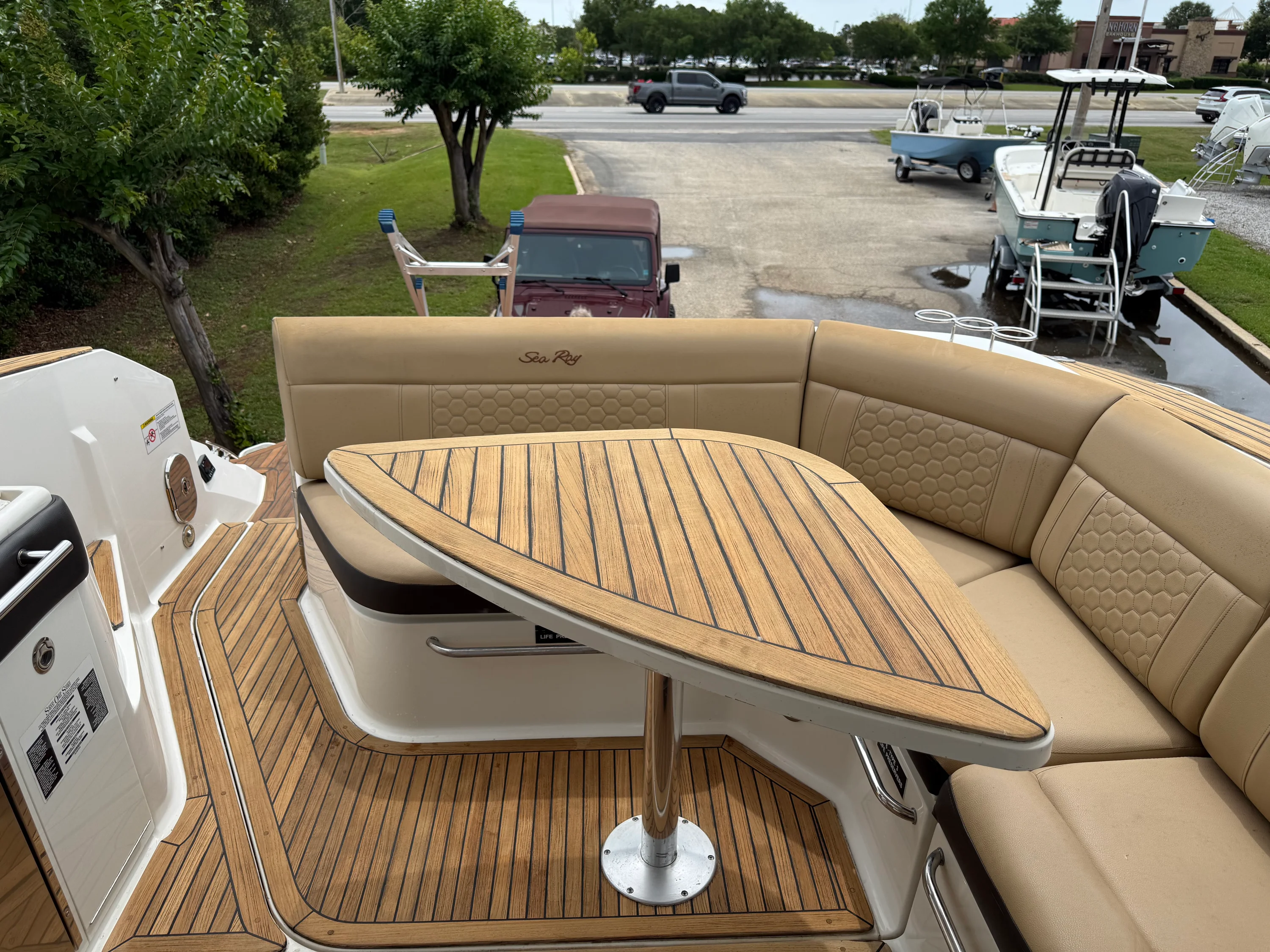 2020 Sea Ray 320 SUNDANCER Image Thumbnail #35