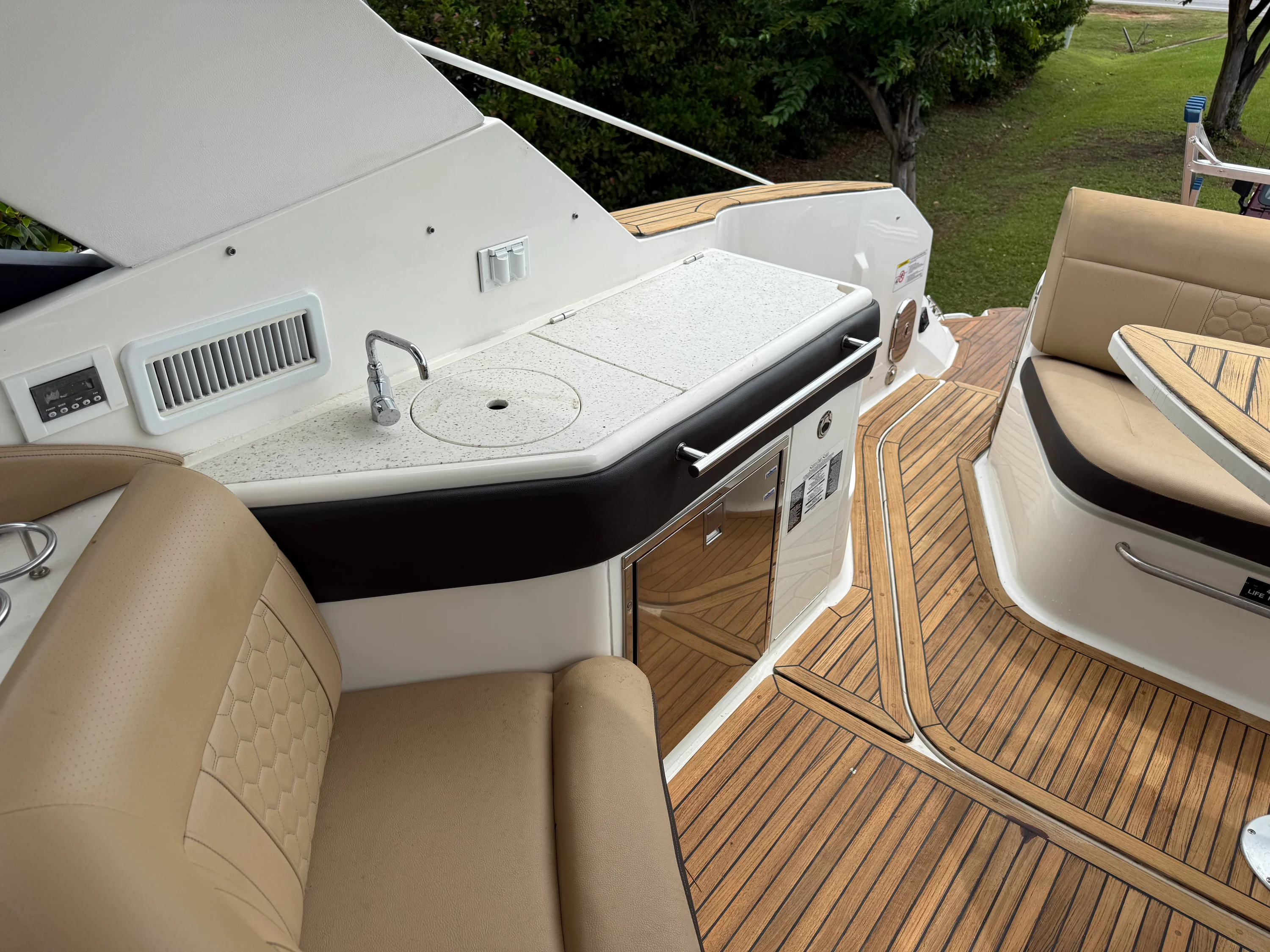 2020 Sea Ray 320 SUNDANCER Image Thumbnail #33