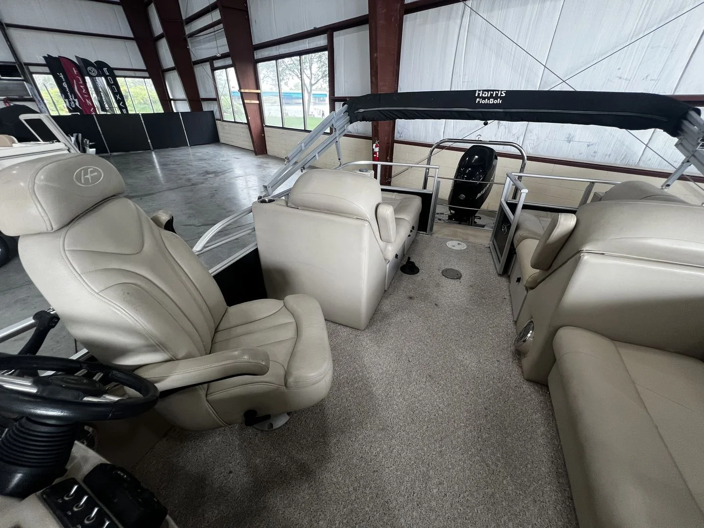2011 Harris 230 SOLSTICE Image Thumbnail #9