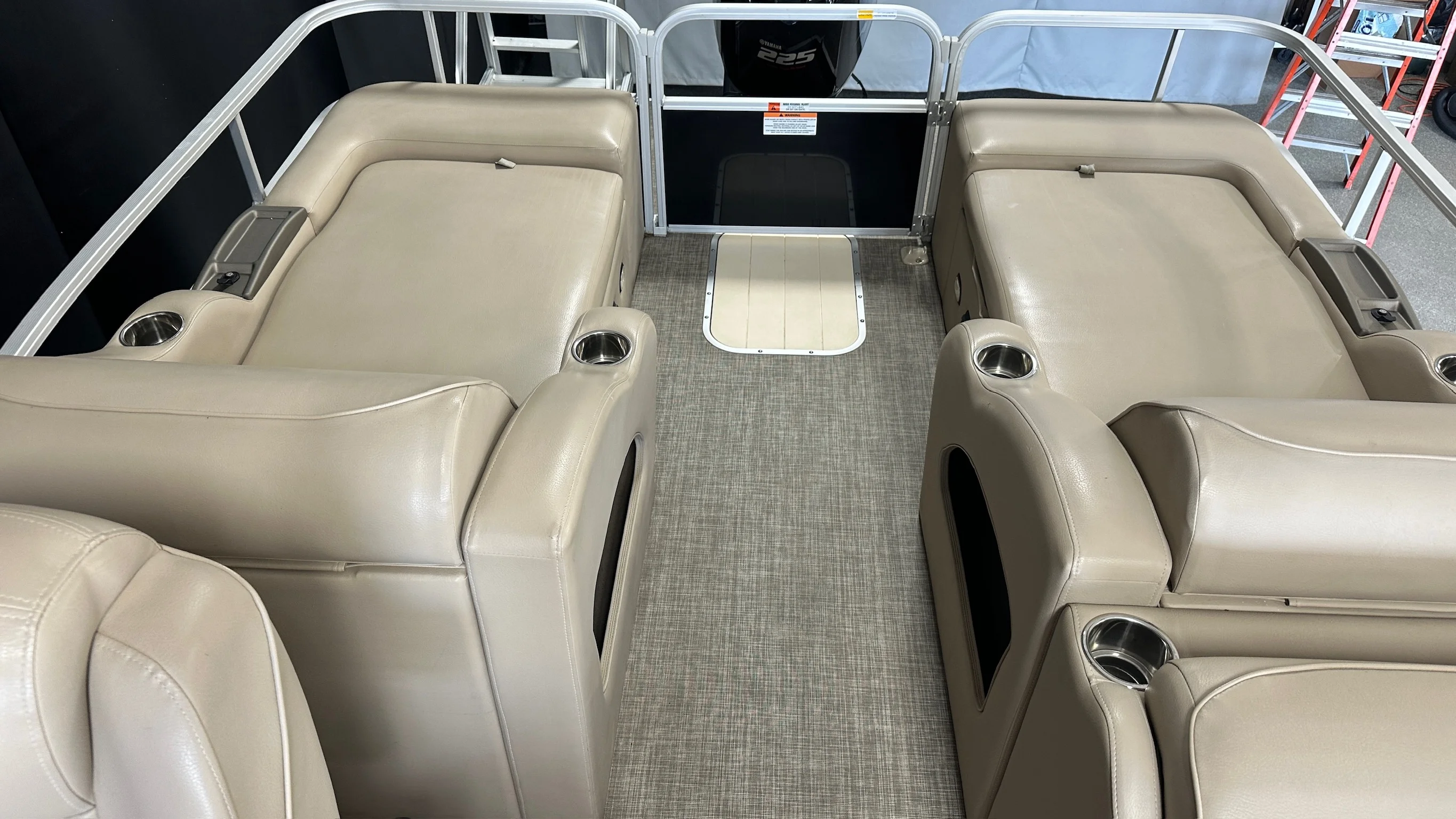 2016 G3 Boats SUNCATCHER X324SS Image Thumbnail #48