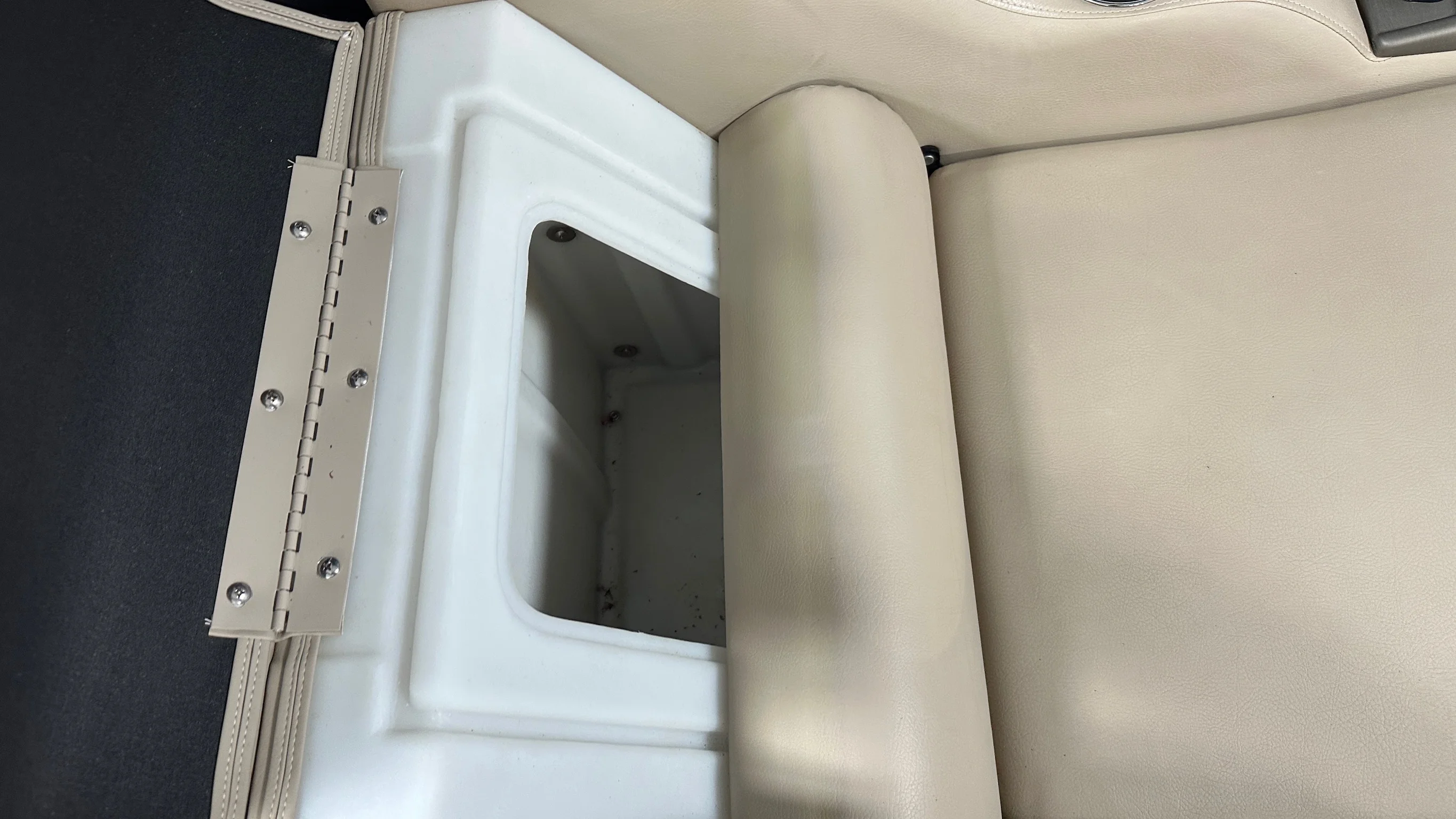2016 G3 Boats SUNCATCHER X324SS Image Thumbnail #57