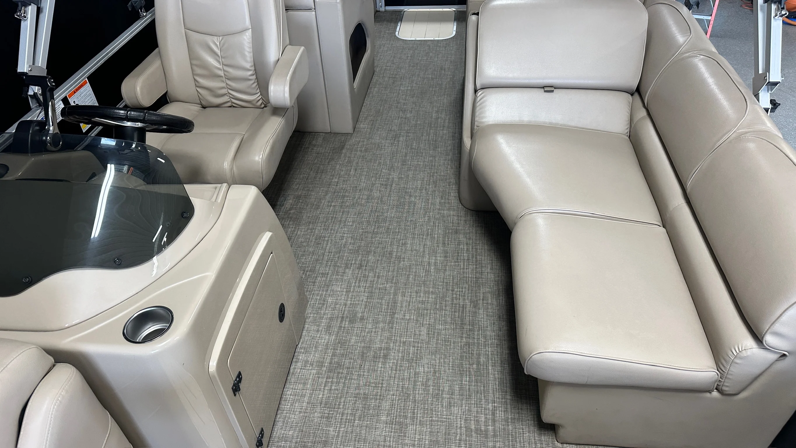 2016 G3 Boats SUNCATCHER X324SS Image Thumbnail #29