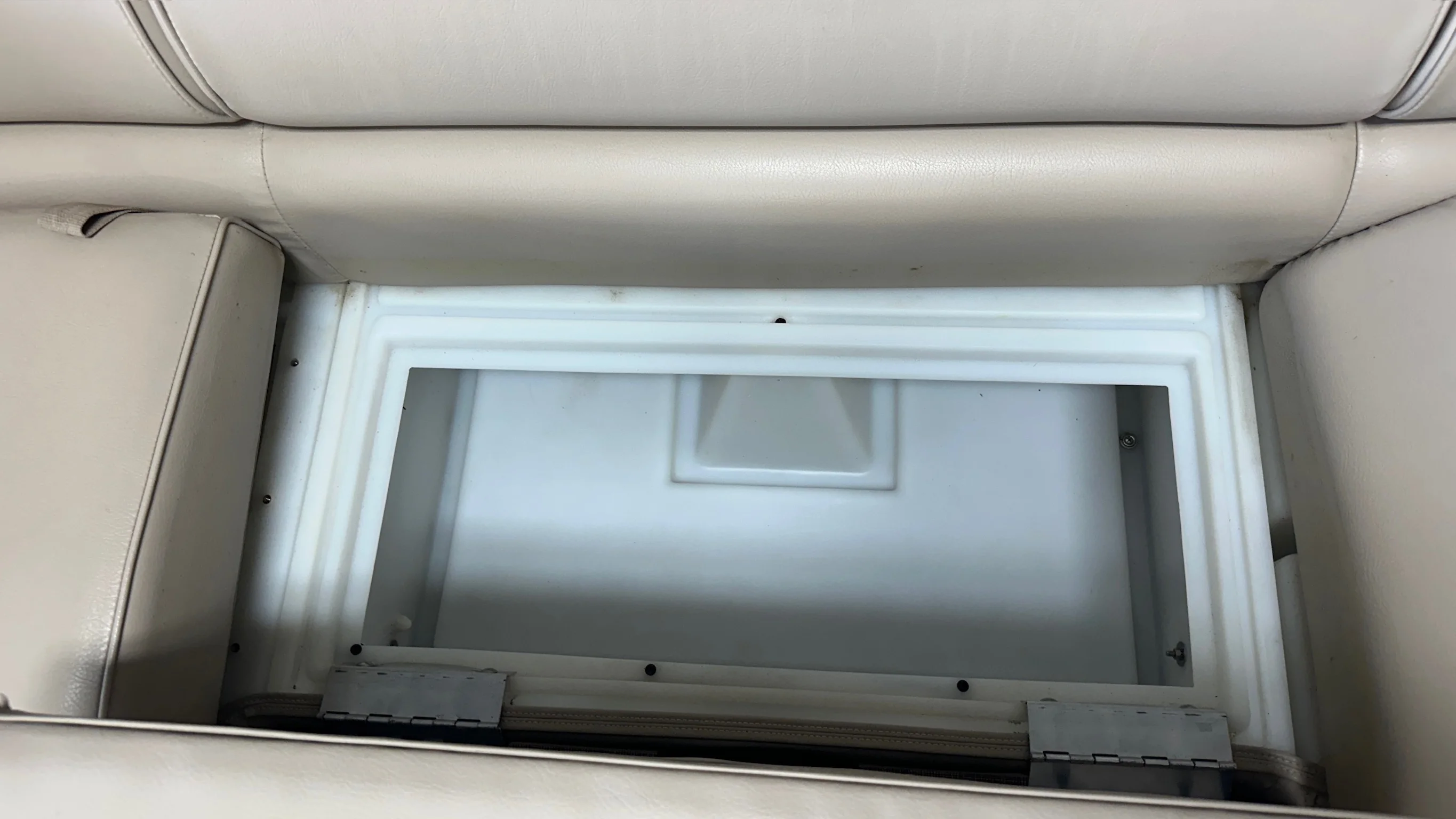 2016 G3 Boats SUNCATCHER X324SS Image Thumbnail #24