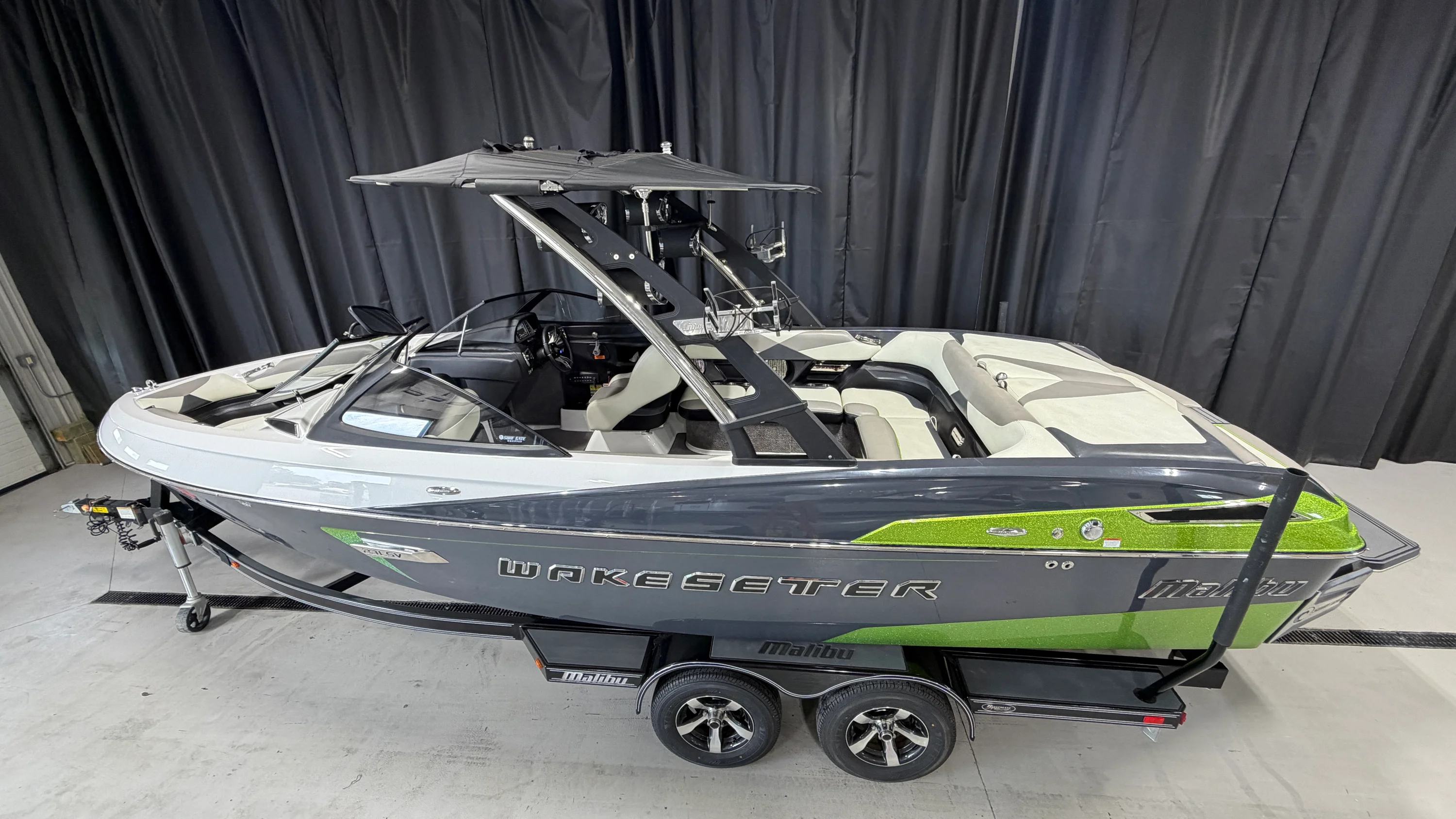 2014 Malibu WAKESETTER 23 LSV Image Thumbnail #1