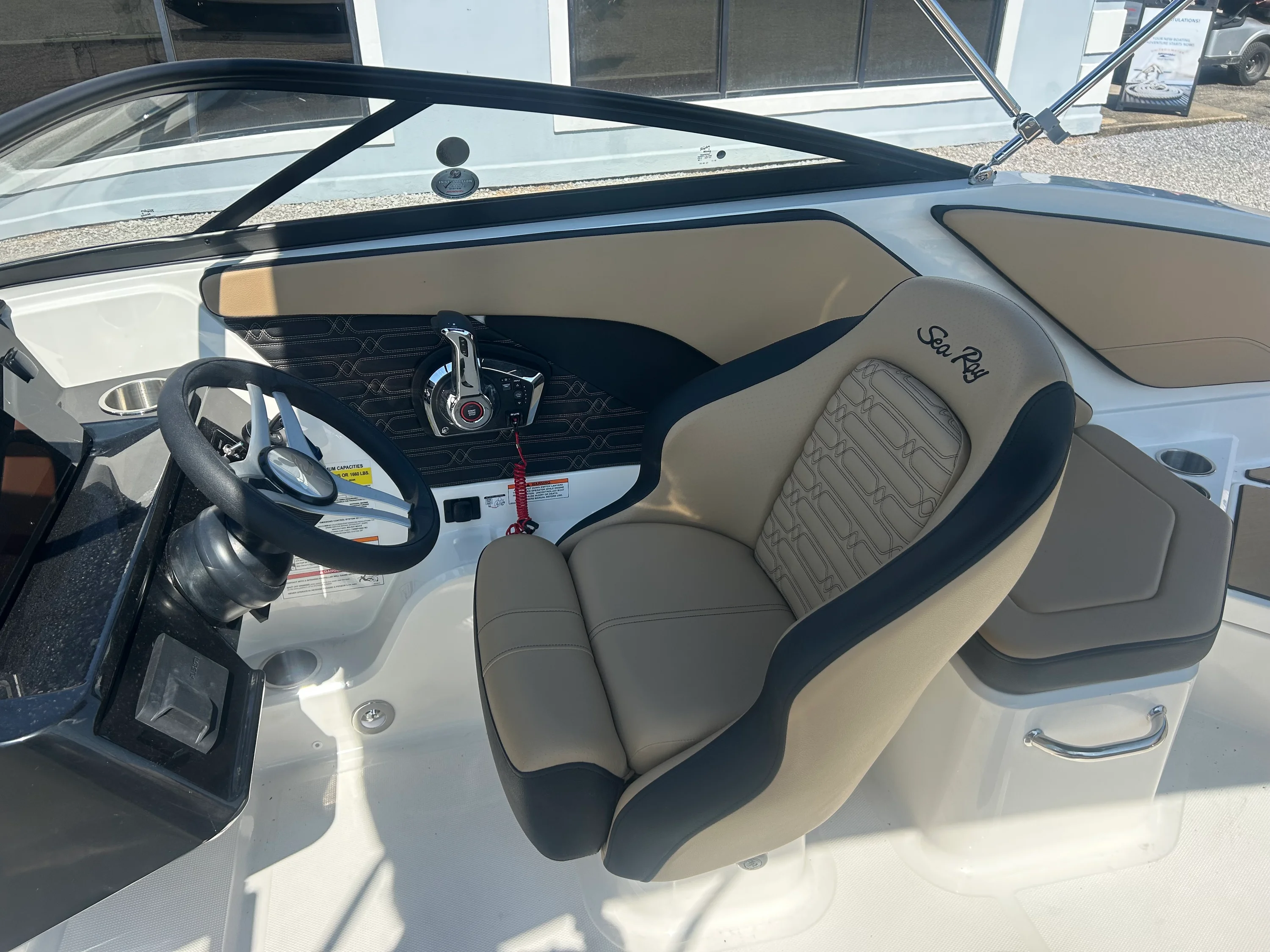 2026 Sea Ray SPX 210 Outboard Image Thumbnail #13