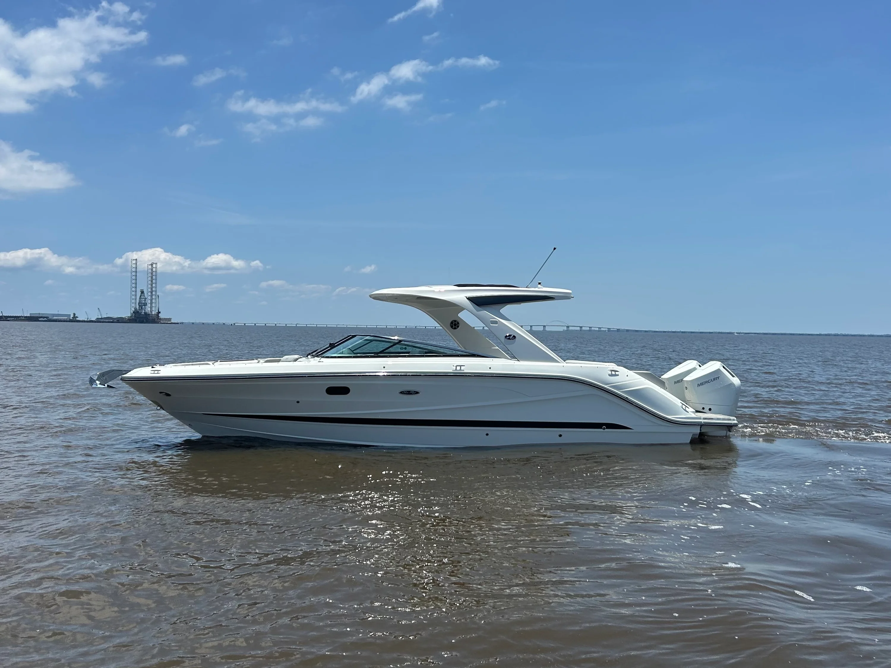 2026 Sea Ray SLX 310 Outboard Image Thumbnail #0