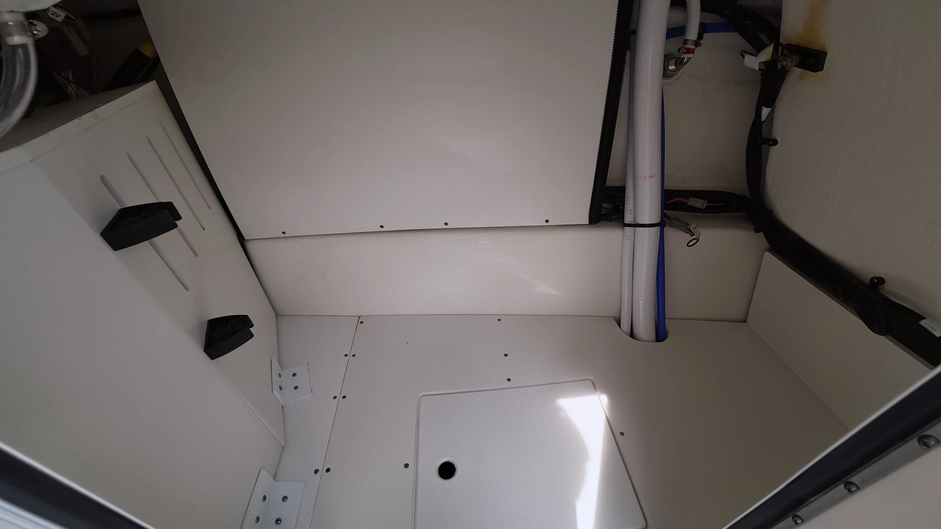 2026 Sea Ray SDX 250 Outboard Image Thumbnail #36
