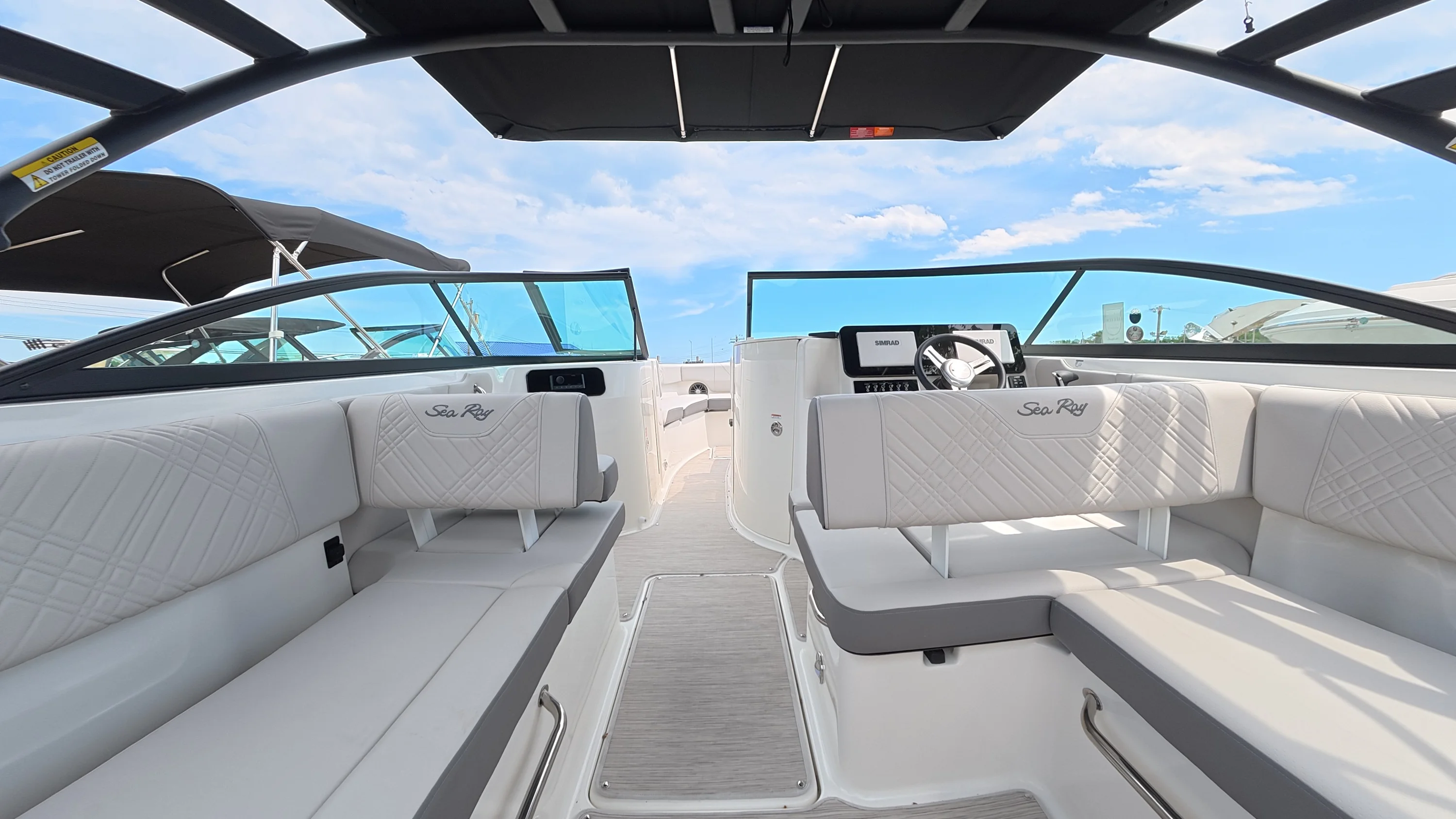 2026 Sea Ray SDX 250 Outboard Image Thumbnail #18
