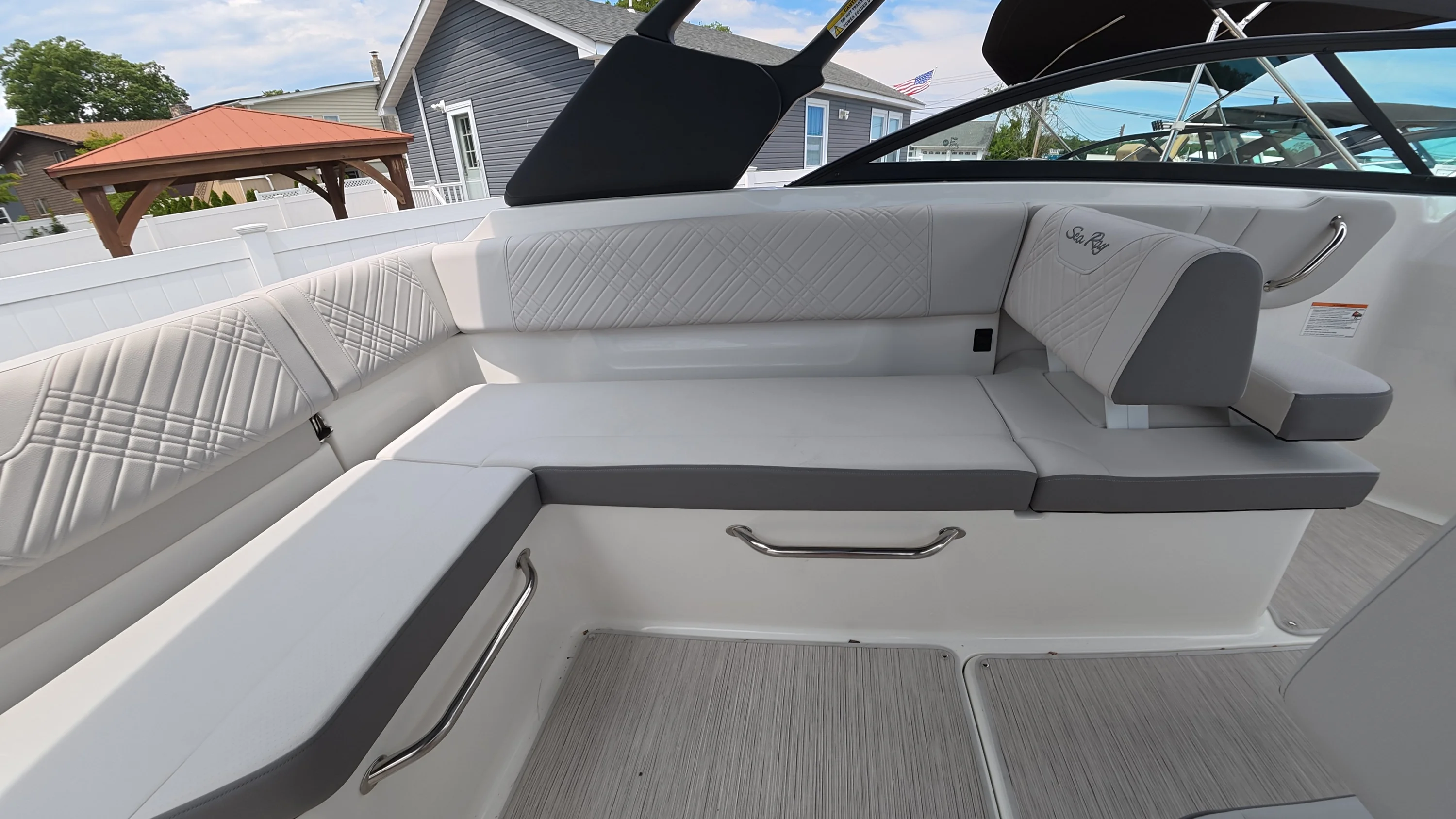 2026 Sea Ray SDX 250 Outboard Image Thumbnail #15