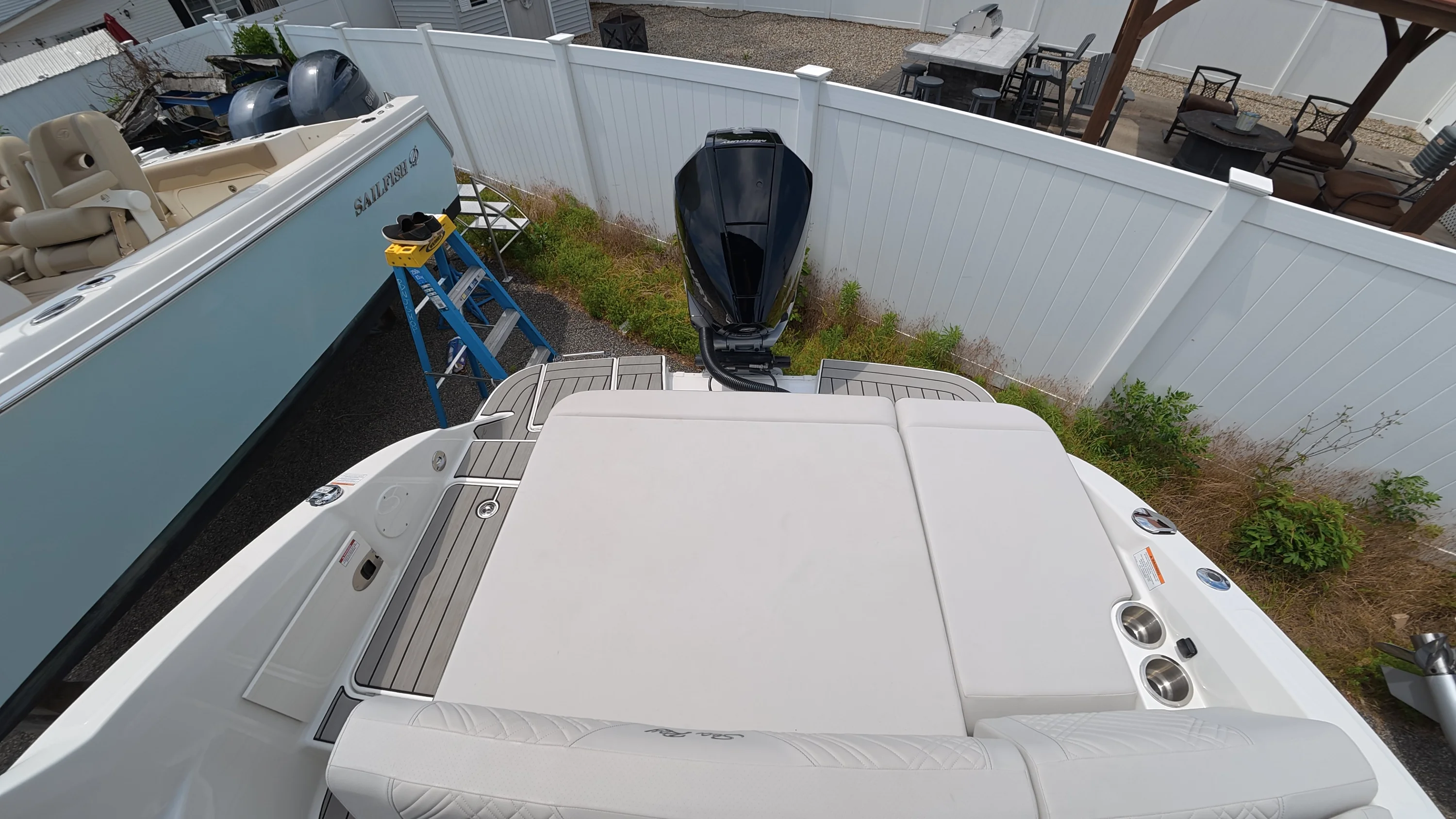 2026 Sea Ray SDX 250 Outboard Image Thumbnail #9