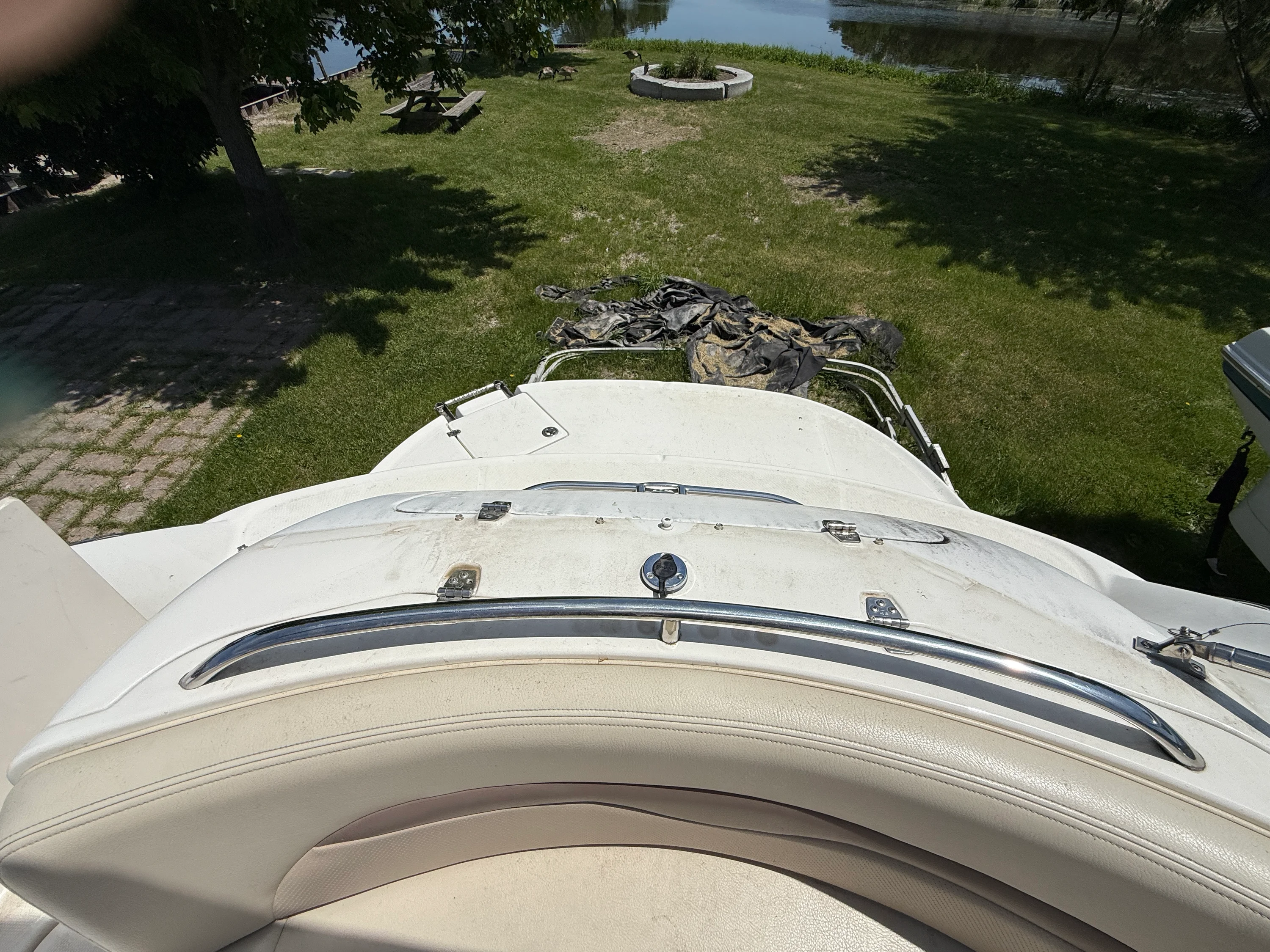 2005 Chaparral 252 SUNSESTA Image Thumbnail #12
