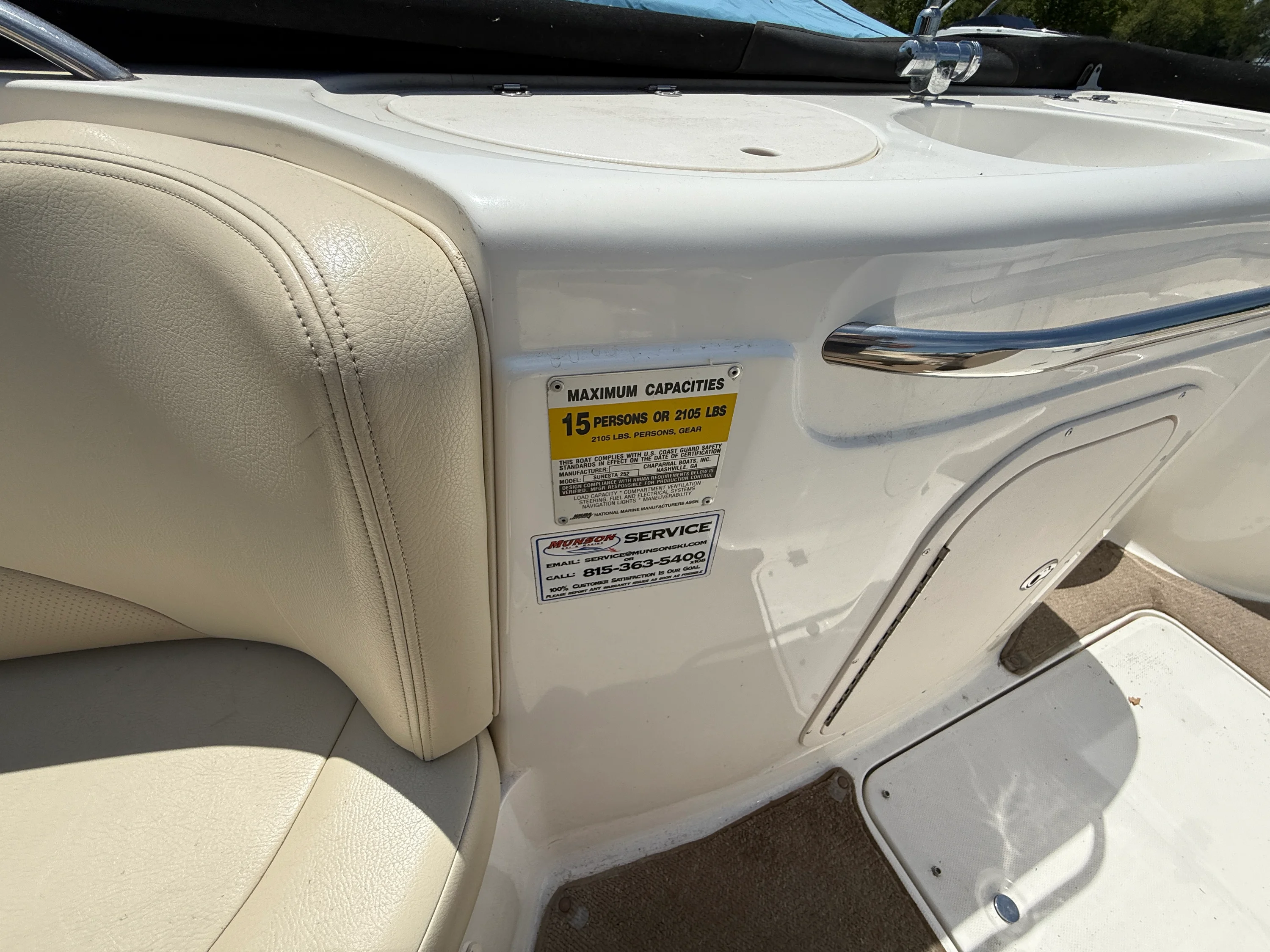 2005 Chaparral 252 SUNSESTA Image Thumbnail #16