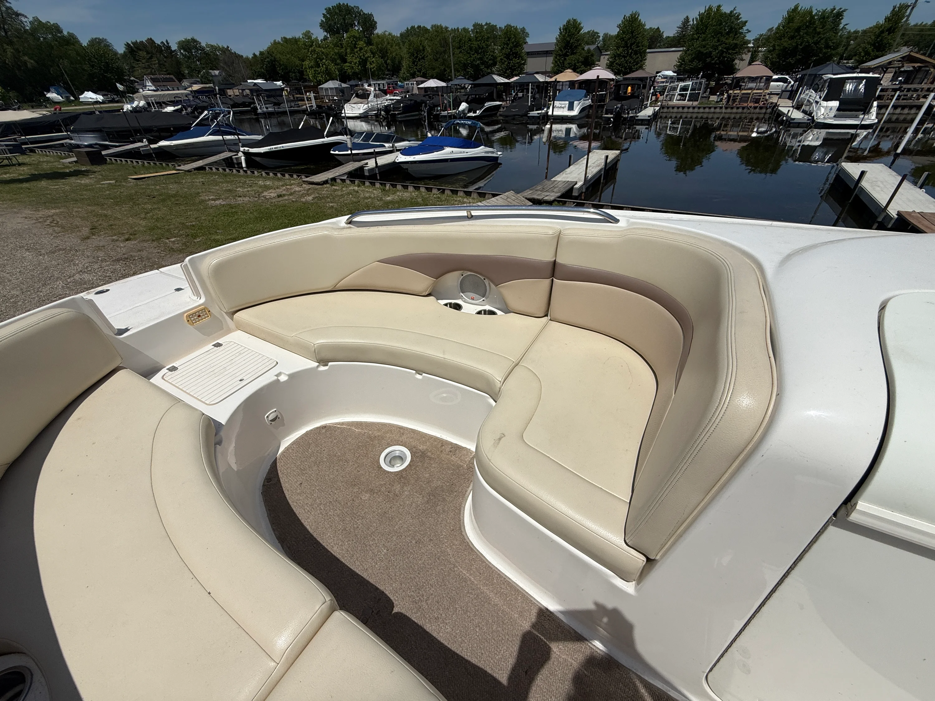 2005 Chaparral 252 SUNSESTA Image Thumbnail #21