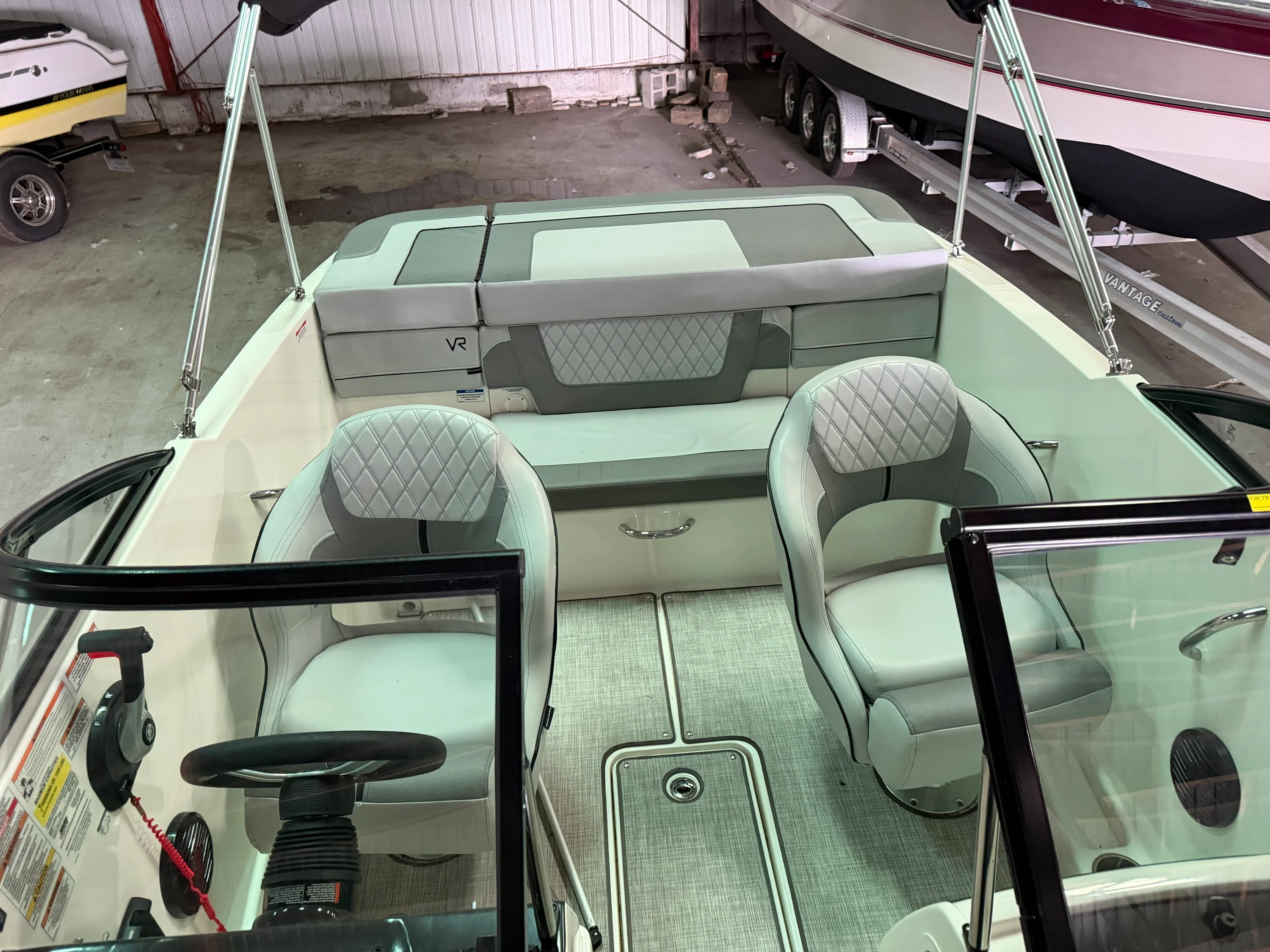 2023 Bayliner VR4 Bowrider Image Thumbnail #10