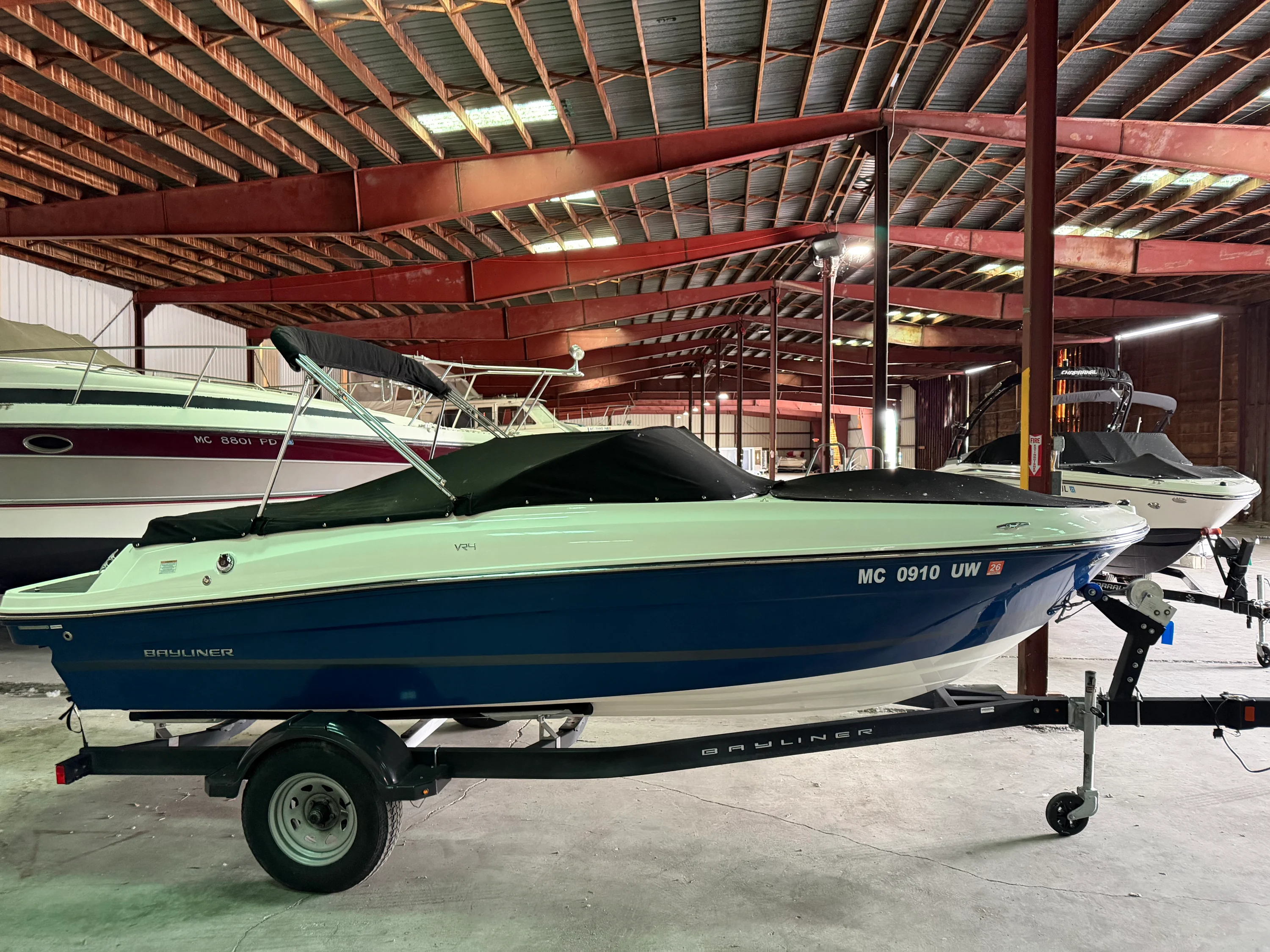 2023 Bayliner VR4 Bowrider Image Thumbnail #3