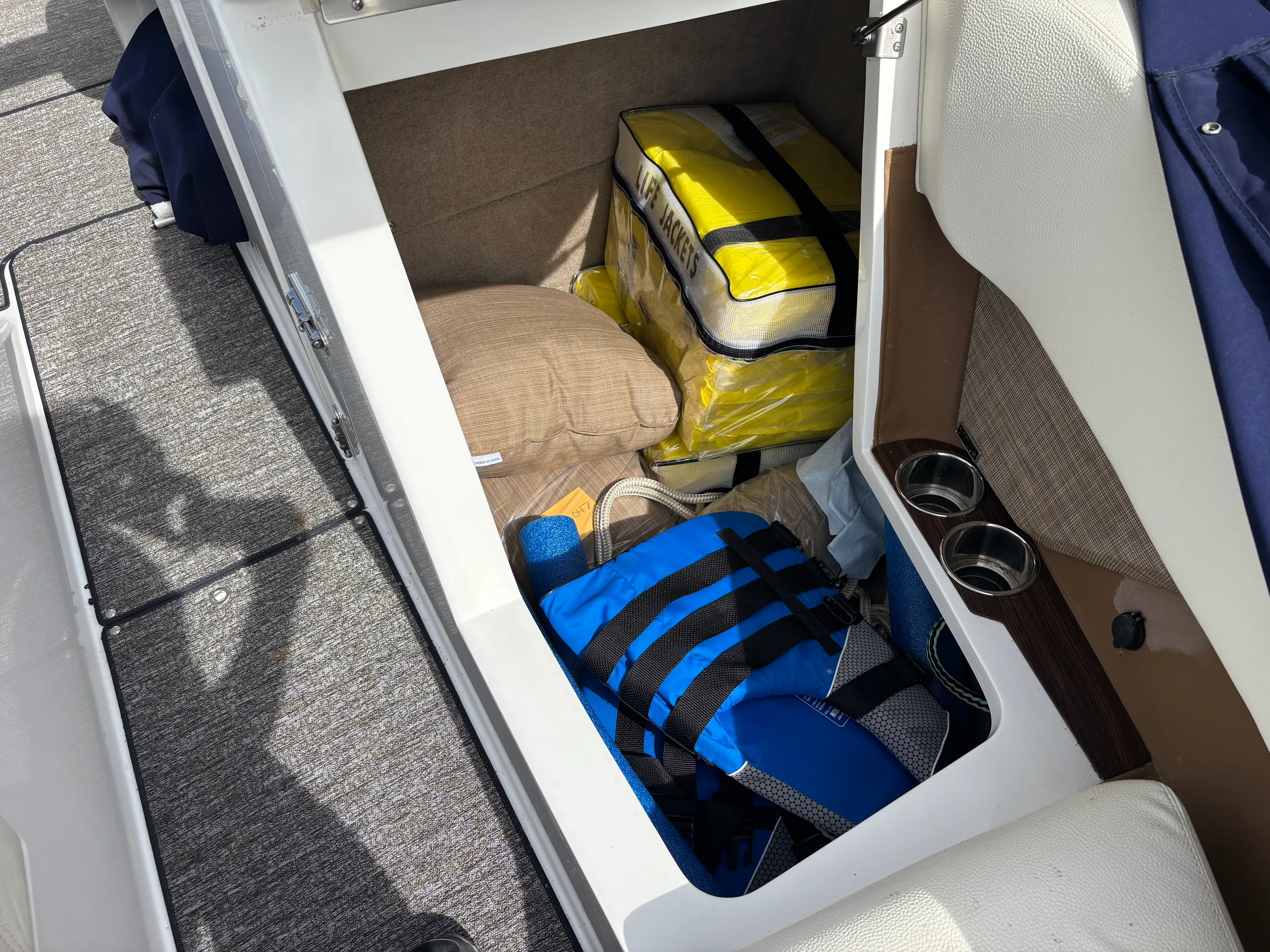 2021 Cobalt R3 SURF Image Thumbnail #19