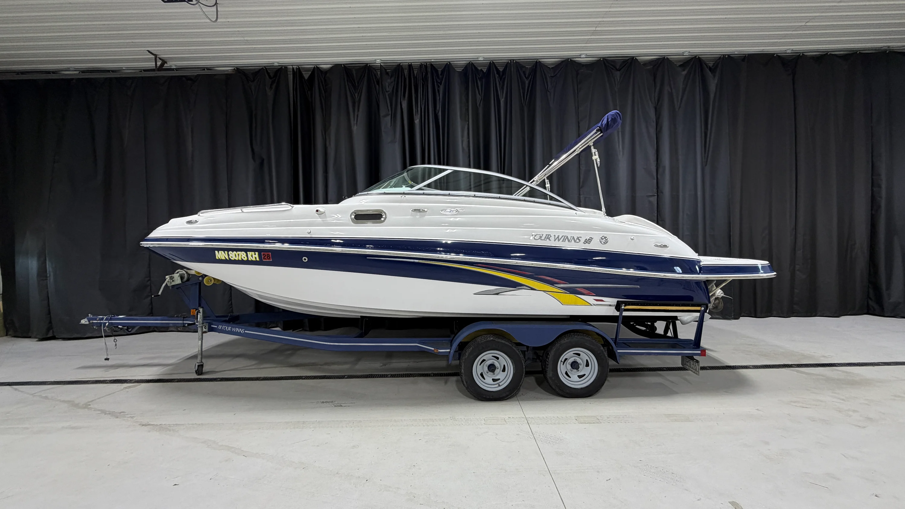 2007 Four Winns 224 FUNSHIP Image Thumbnail #0