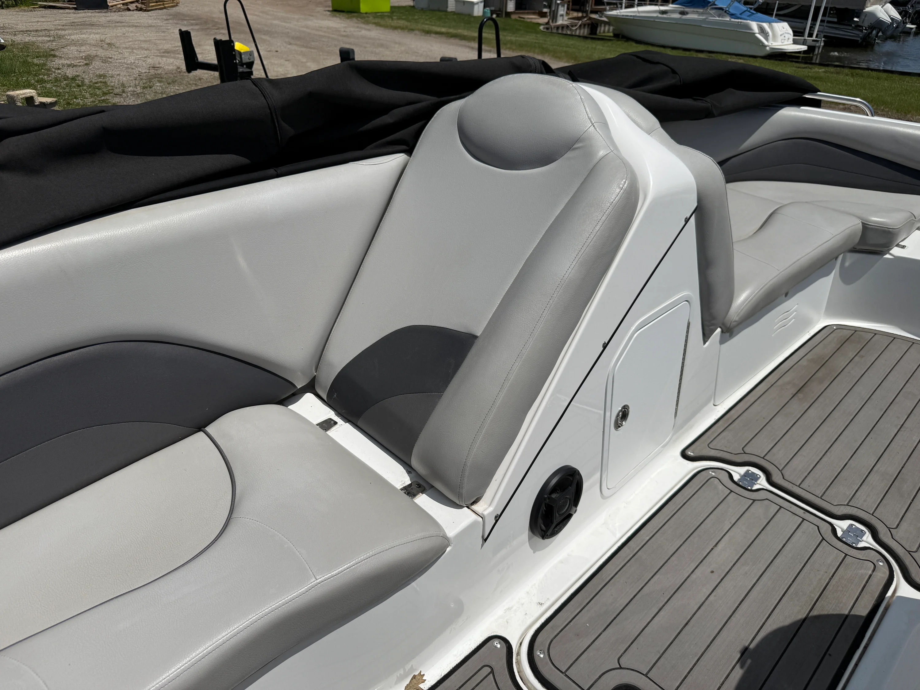 2018 Hurricane SS 202 Image Thumbnail #11