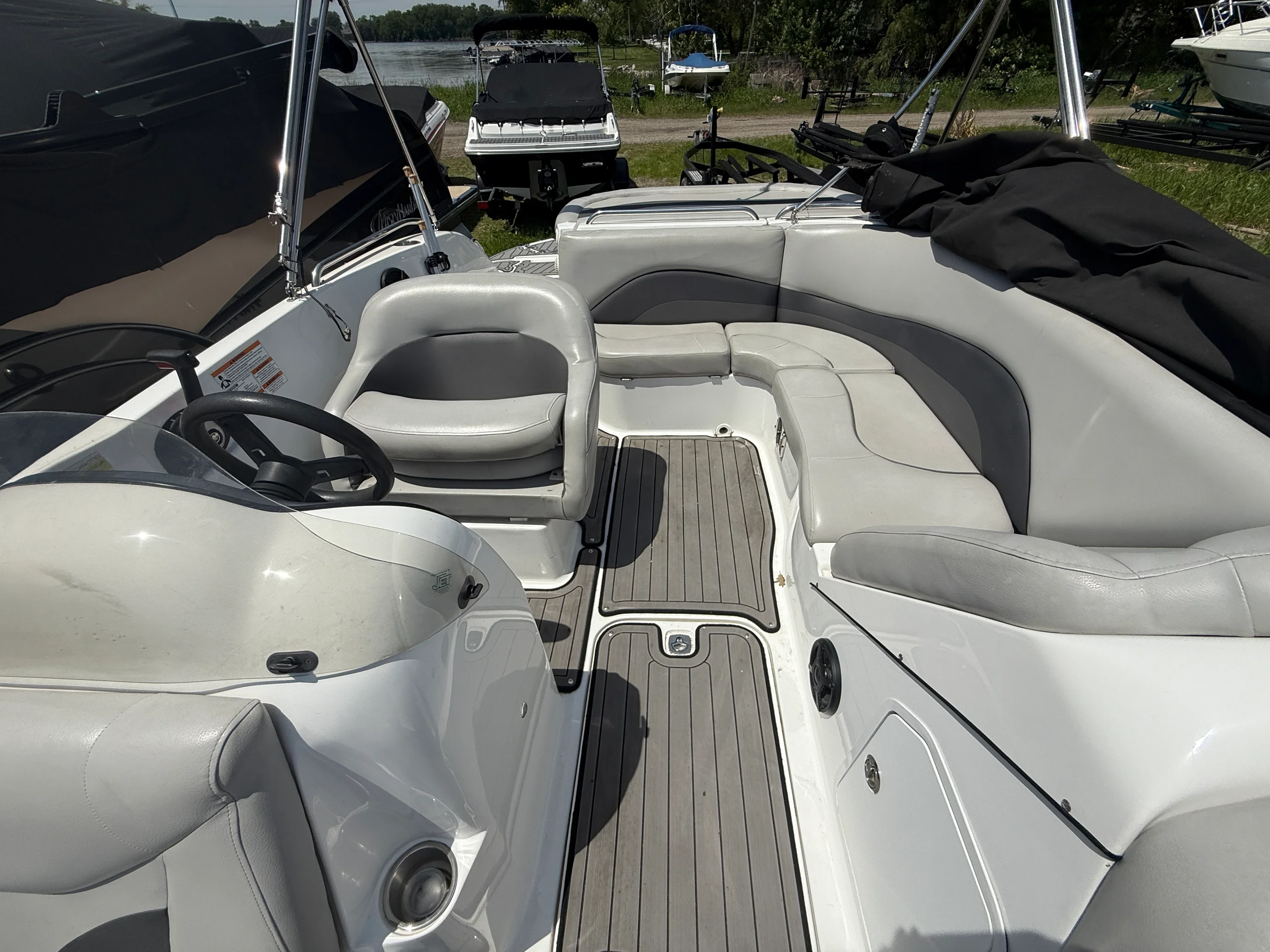 2018 Hurricane SS 202 Image Thumbnail #7