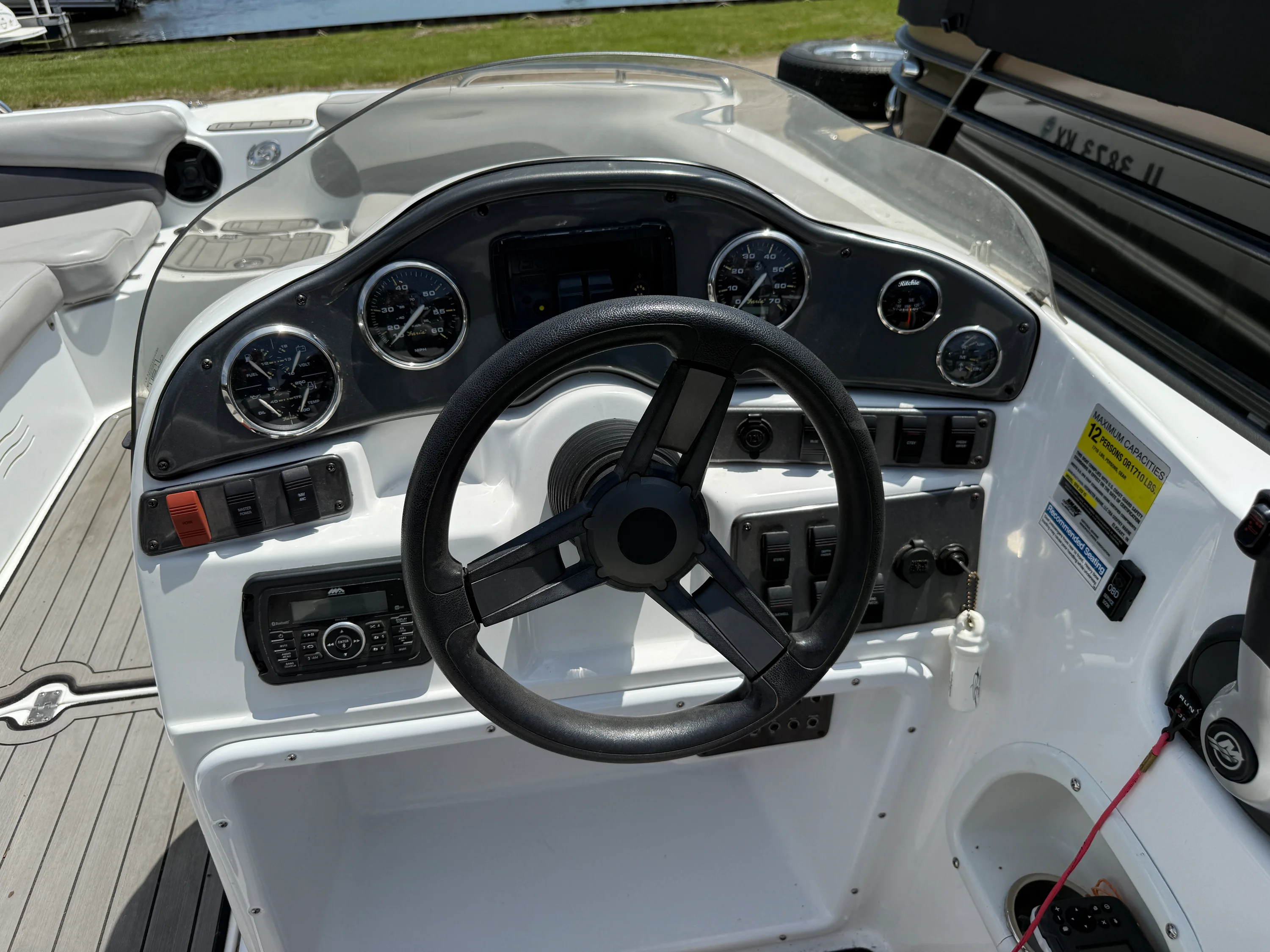 2018 Hurricane SS 202 Image Thumbnail #10