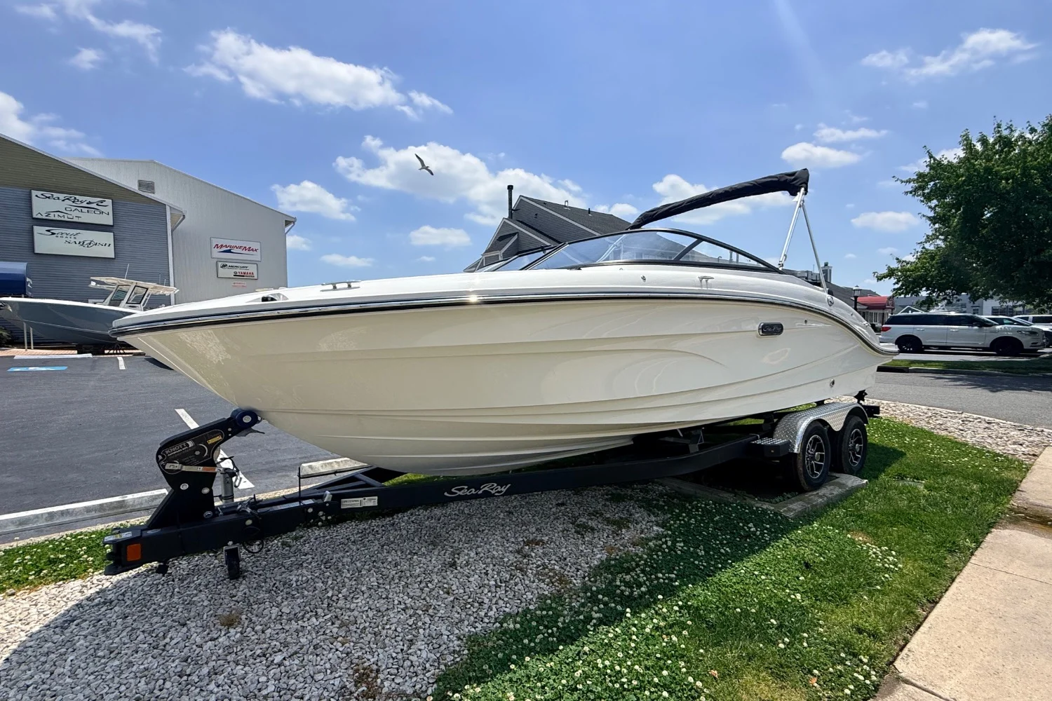 2026 Sea Ray SPX 210 Outboard Image Thumbnail #0