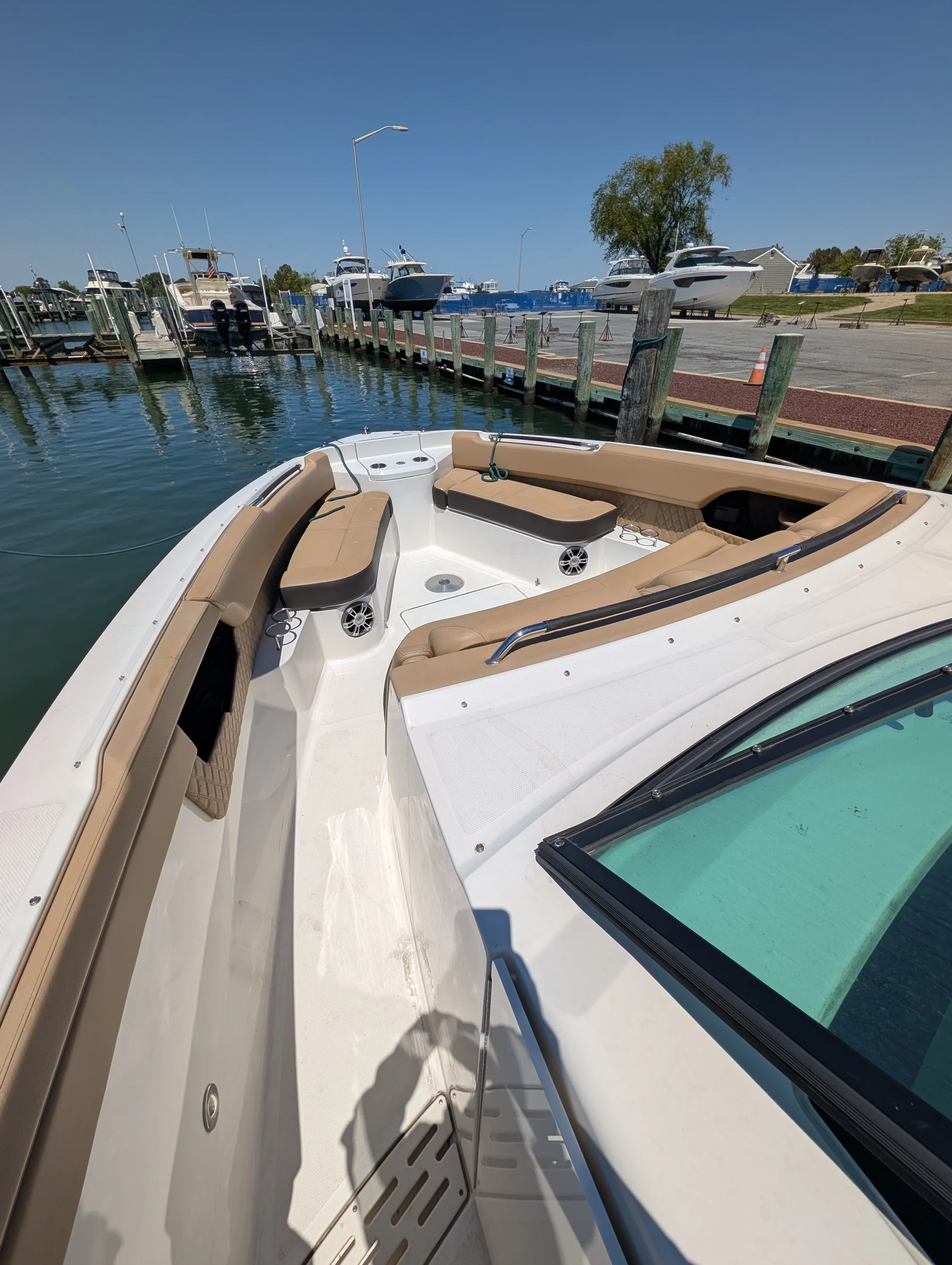 2023 Sea Ray 400 SLX OB Image Thumbnail #38