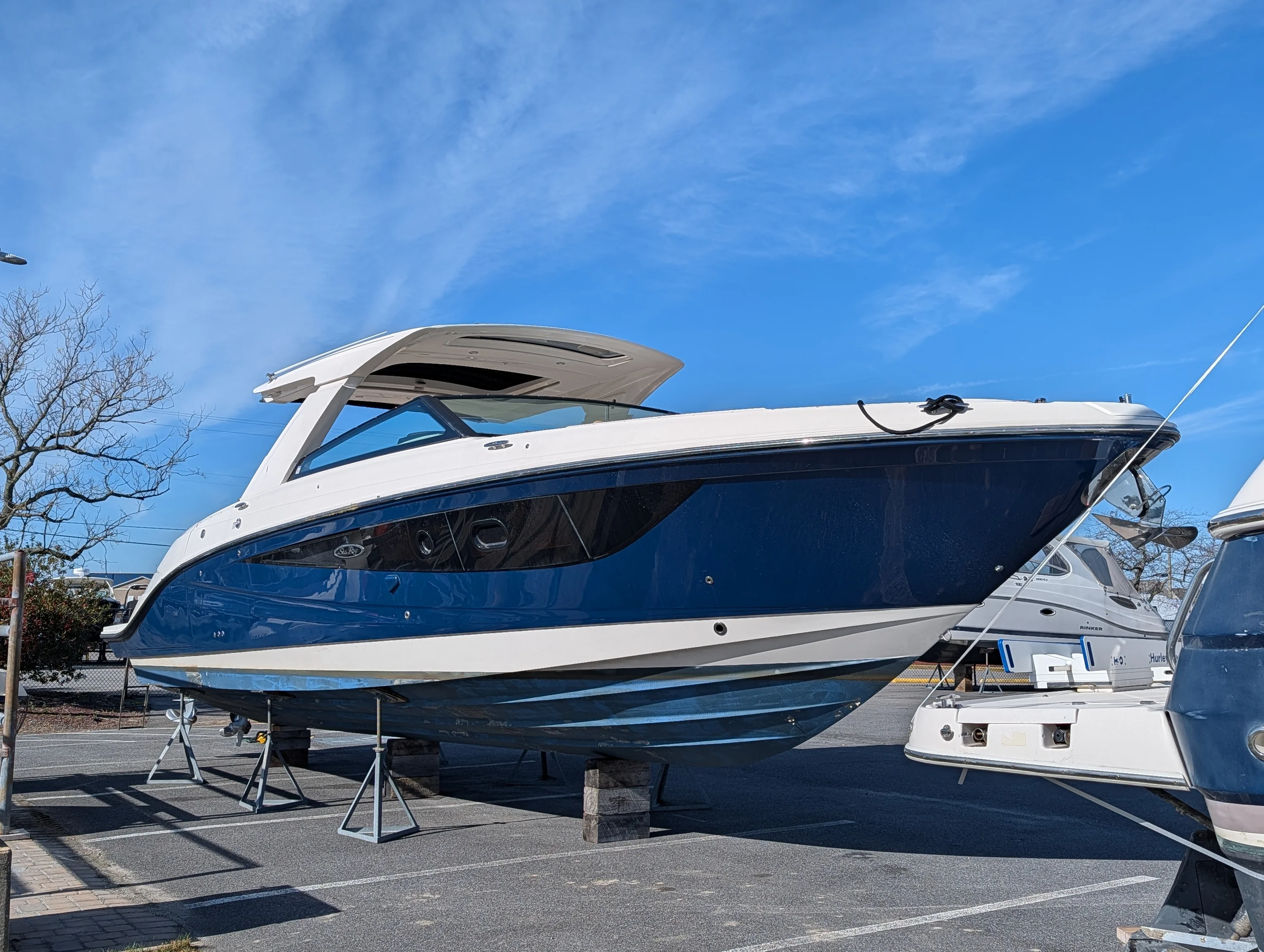 2023 Sea Ray 400 SLX OB Image Thumbnail #5