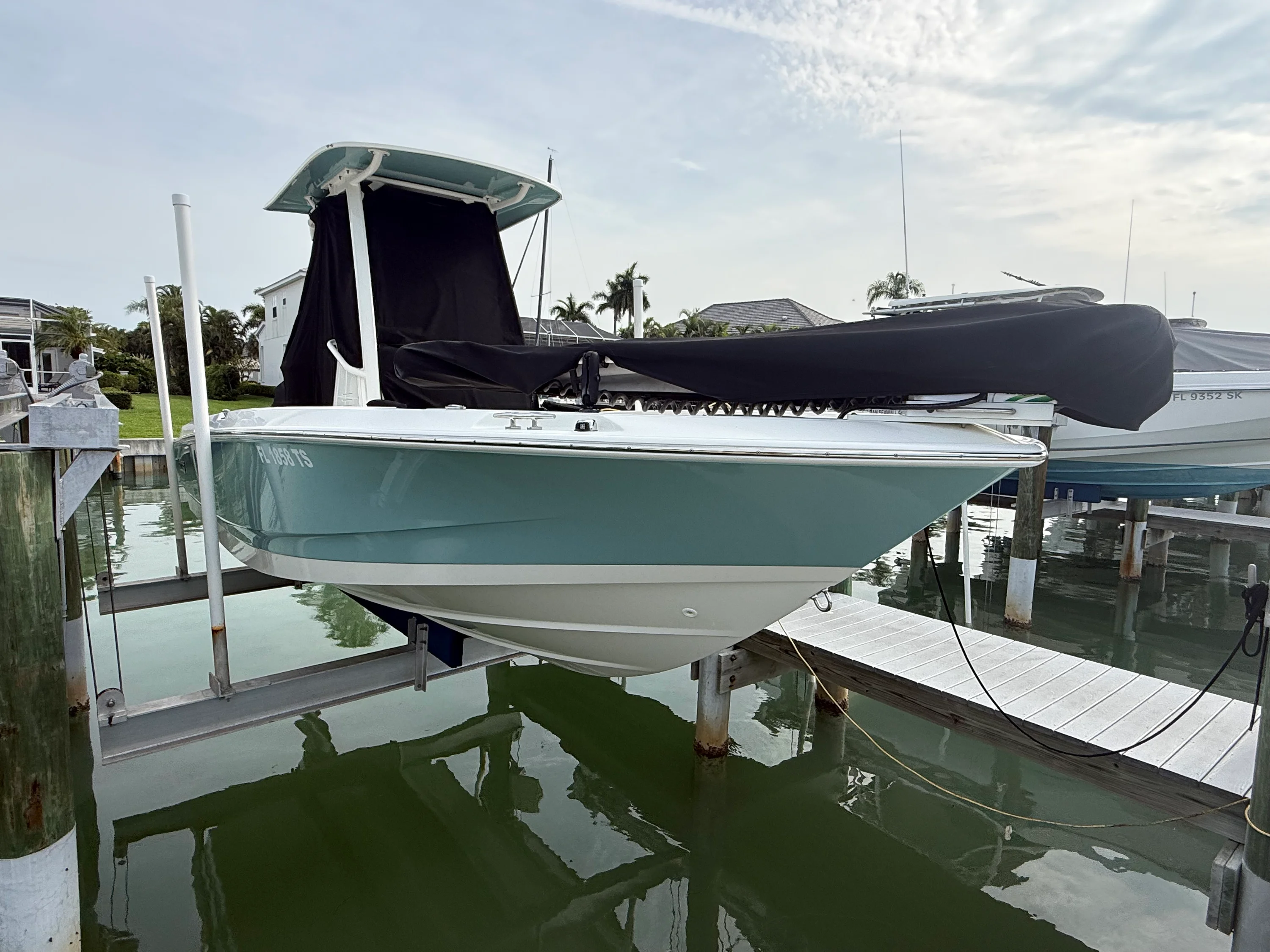 2024 Boston Whaler 22 DAUNTLESS Image Thumbnail #6