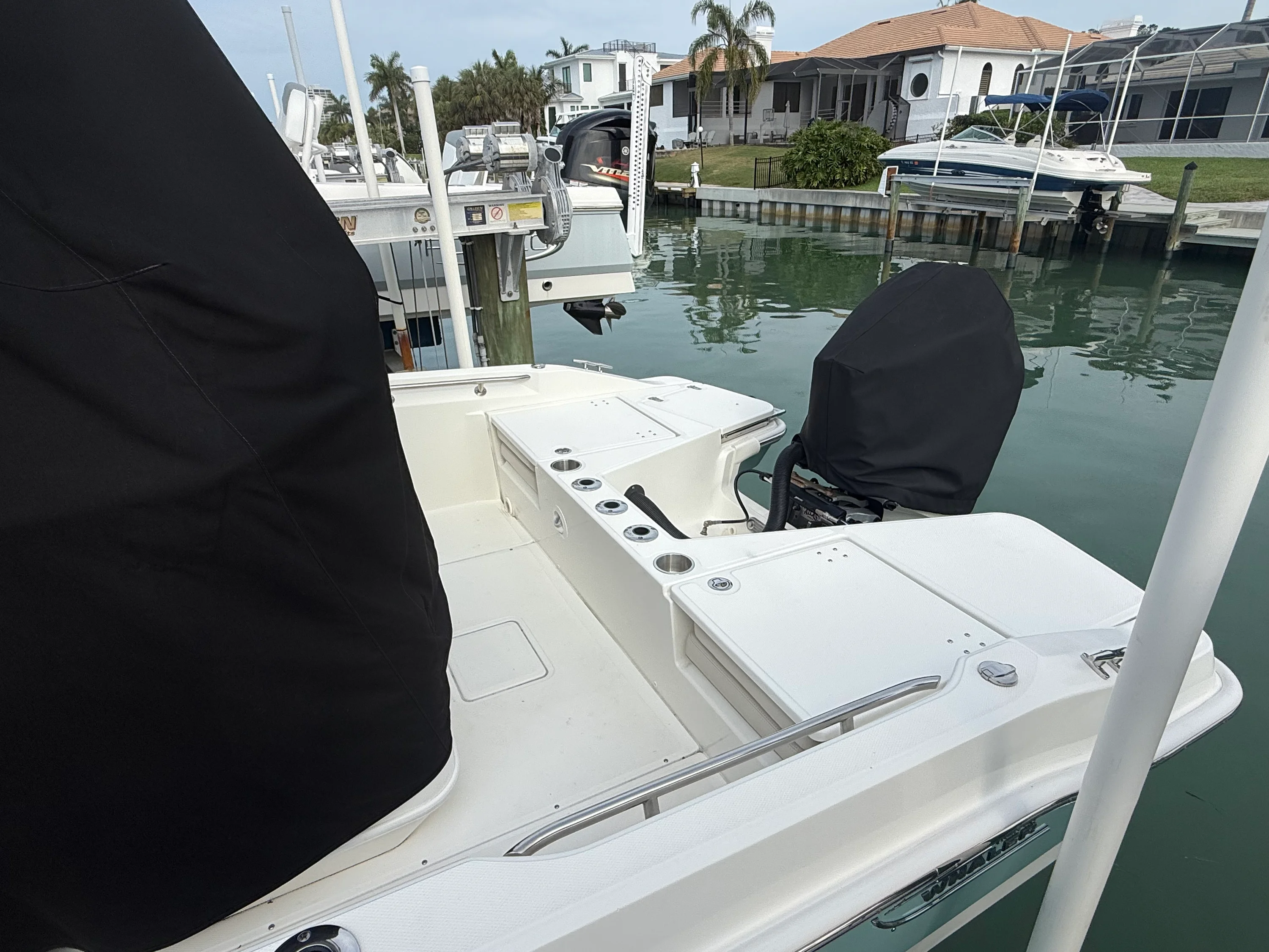 2024 Boston Whaler 22 DAUNTLESS Image Thumbnail #7