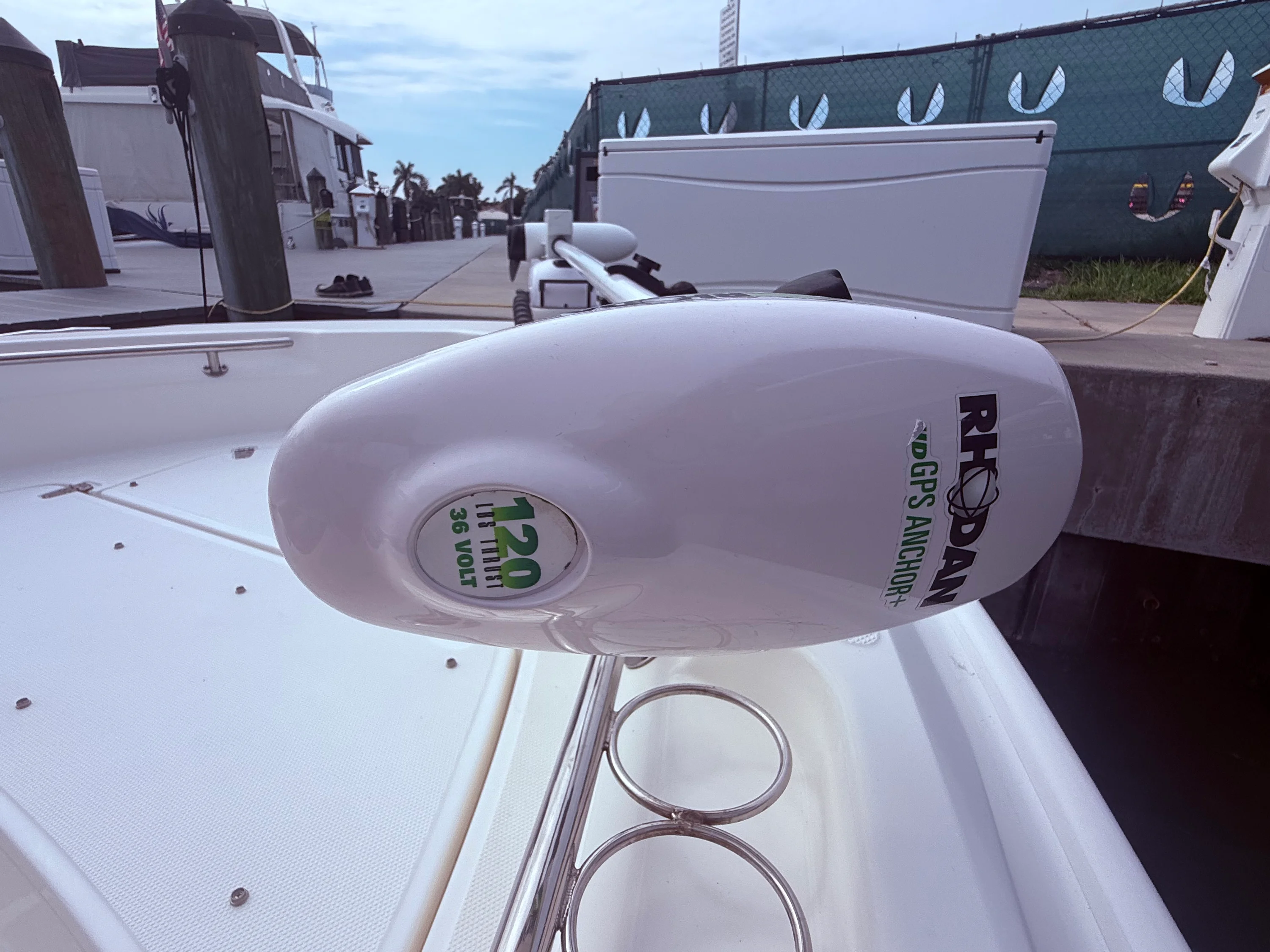 2024 Boston Whaler 22 DAUNTLESS Image Thumbnail #35